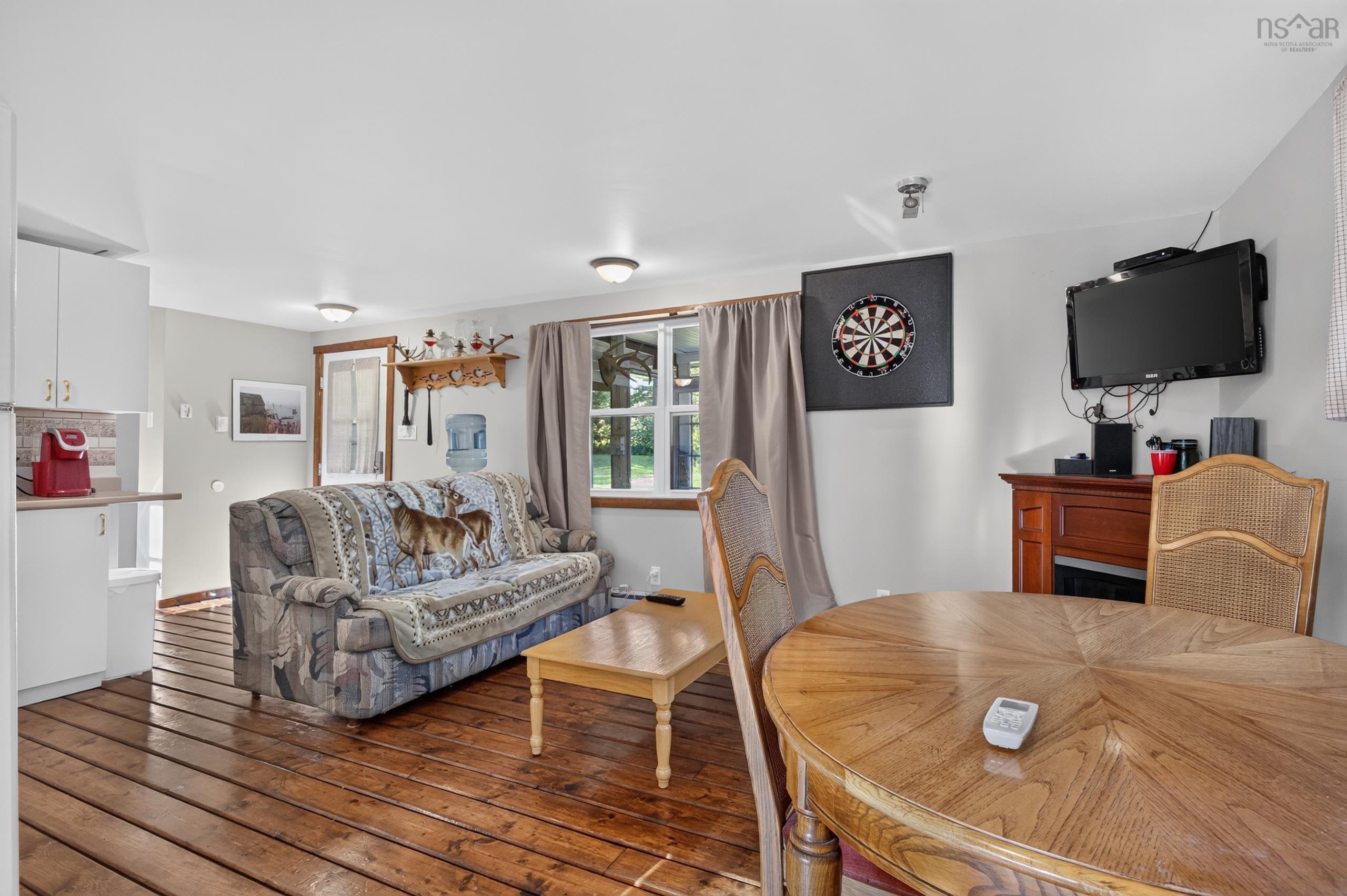 View image 17