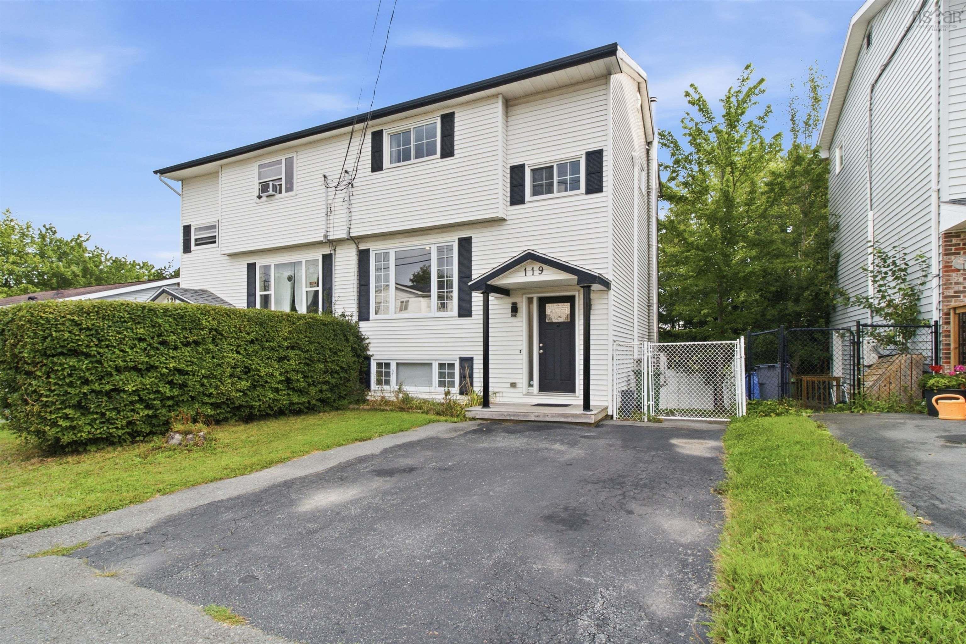 Thumbnail image for 119 Waterwheel Crescent MLS<sup>®</sup> 202623354