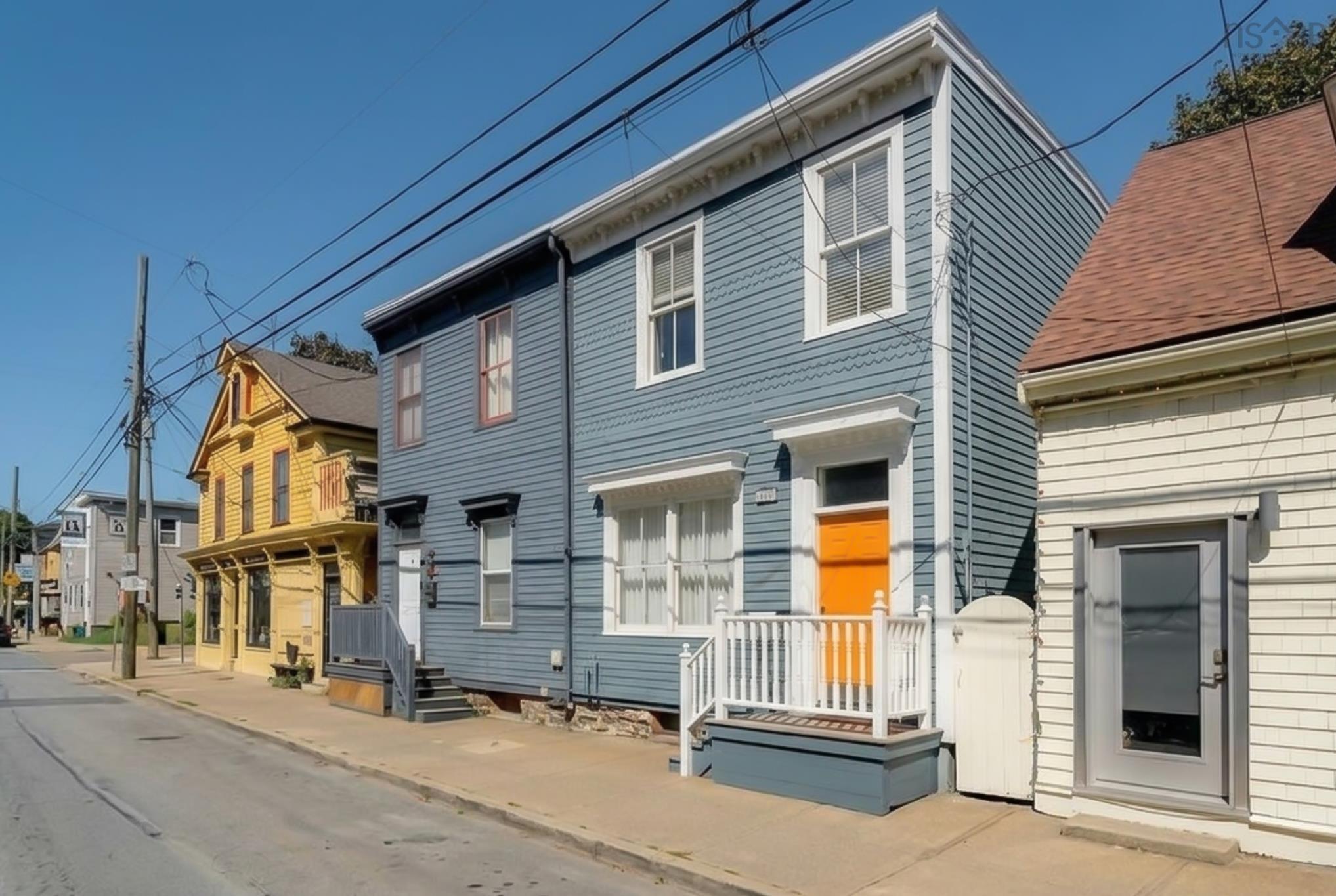 Thumbnail image for 2365 Agricola Street MLS<sup>®</sup> 202623439