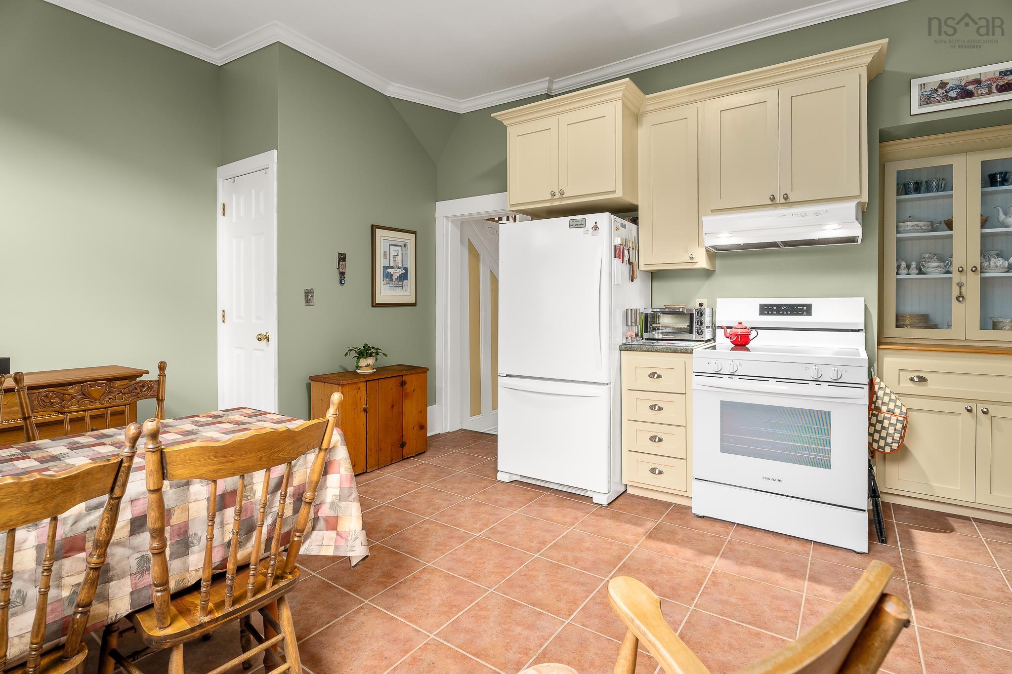View image 10