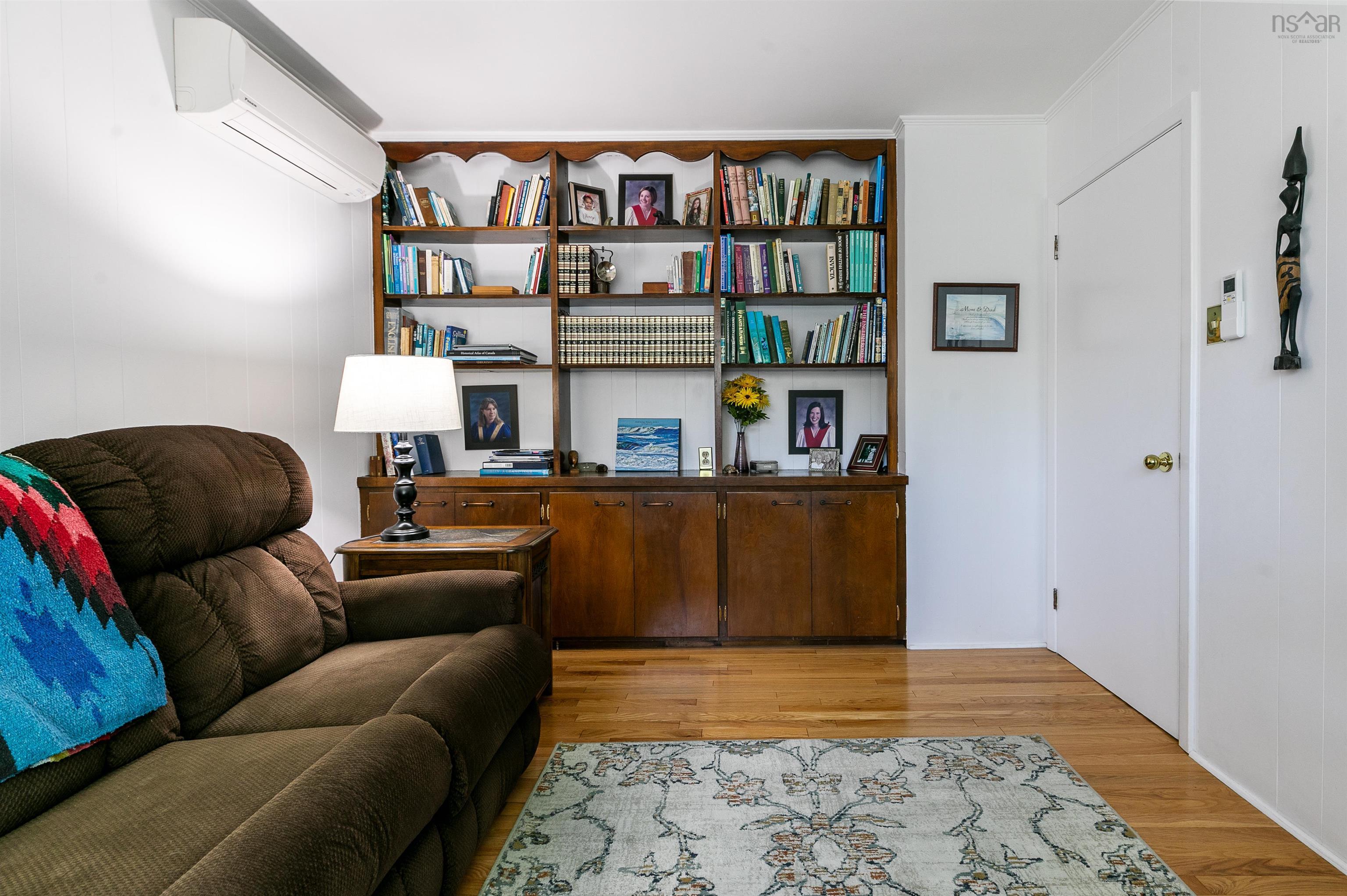 View image 18