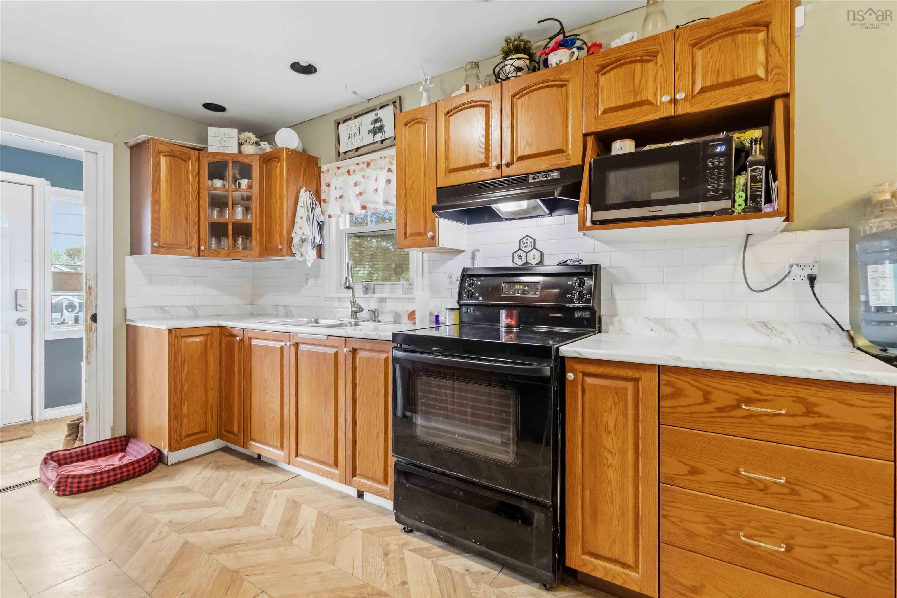 View image 11