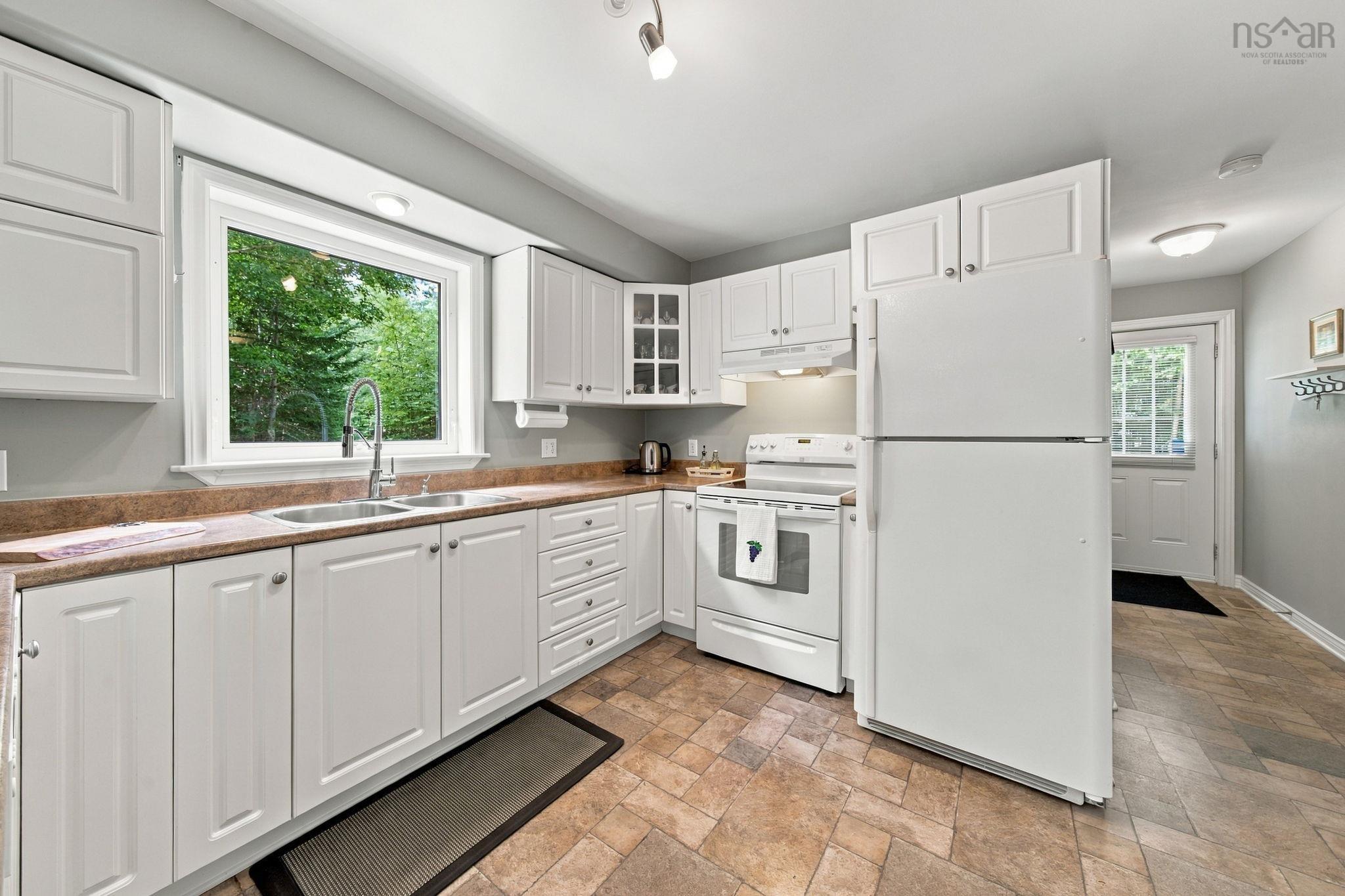 View image 11