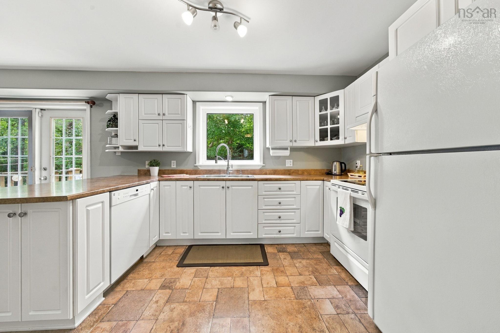 View image 12