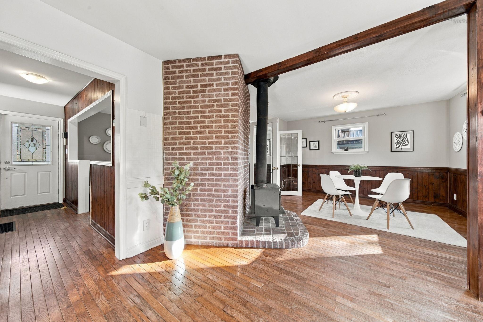View image 12