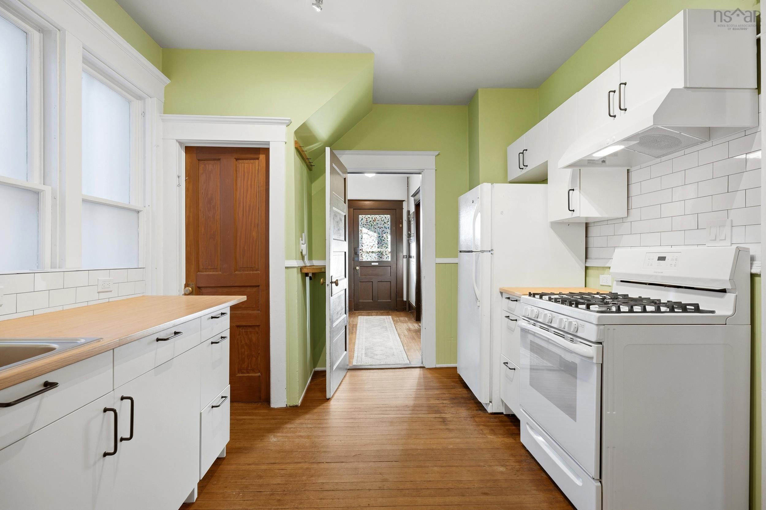 View image 11