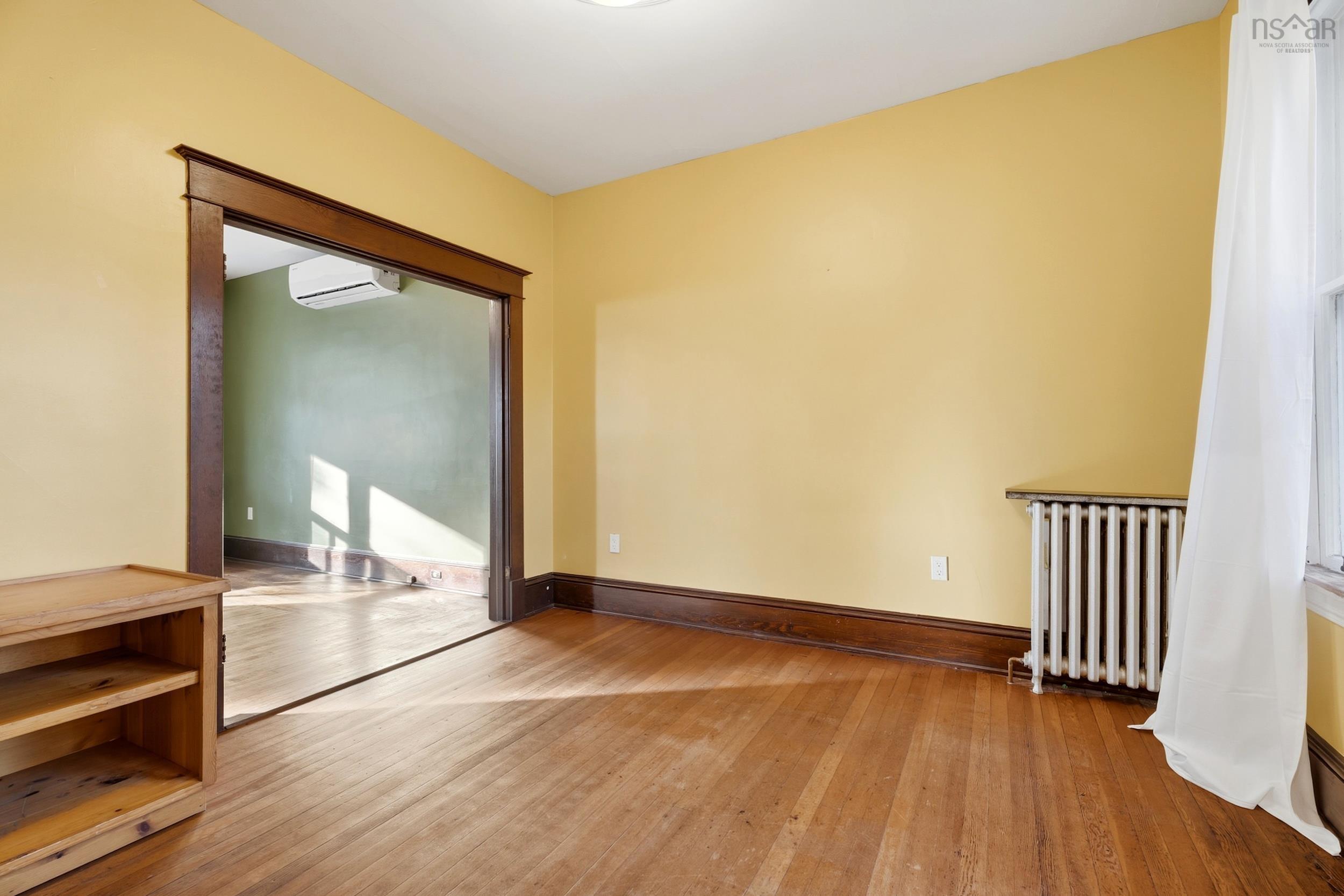 View image 12