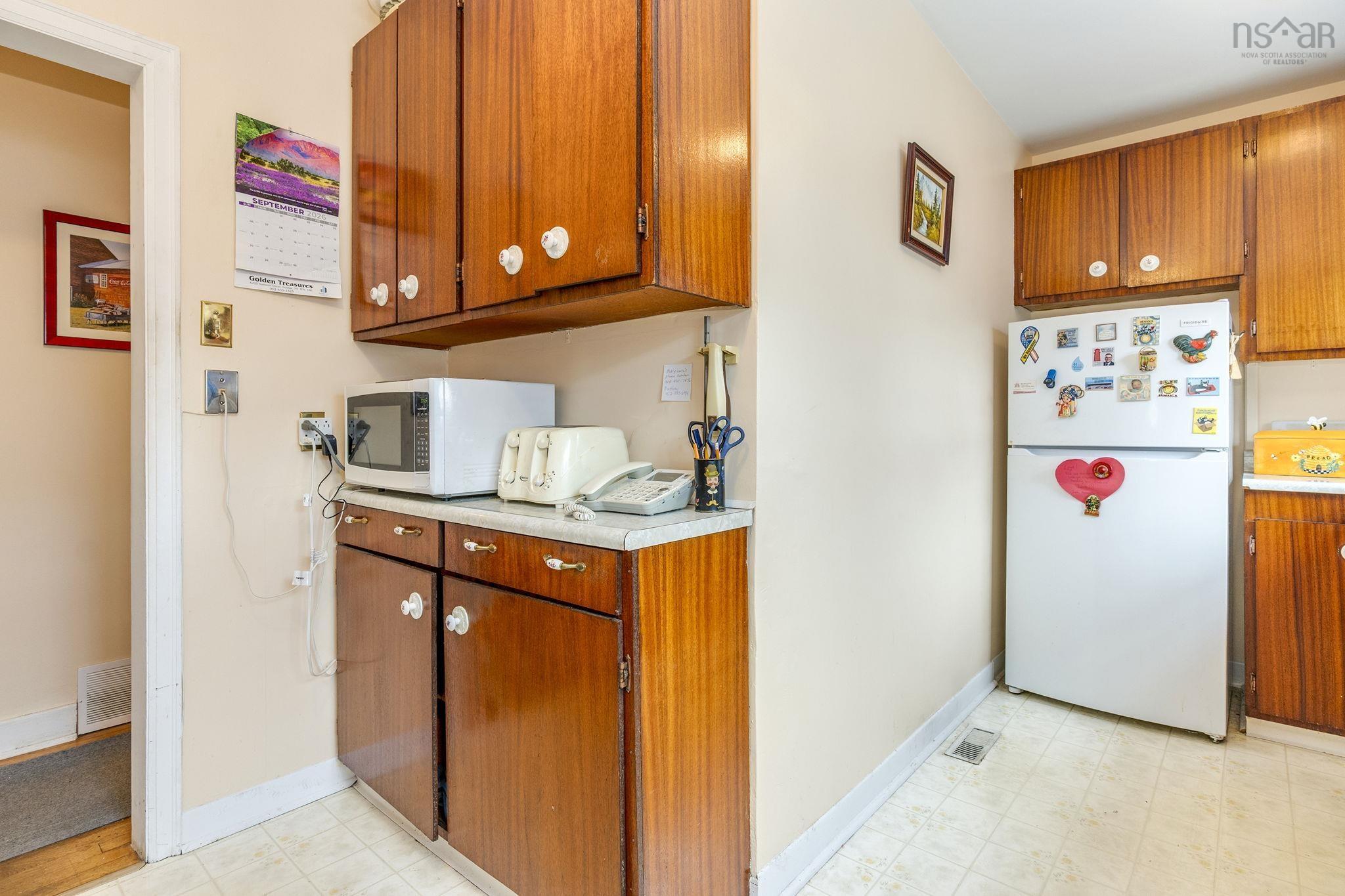 View image 12
