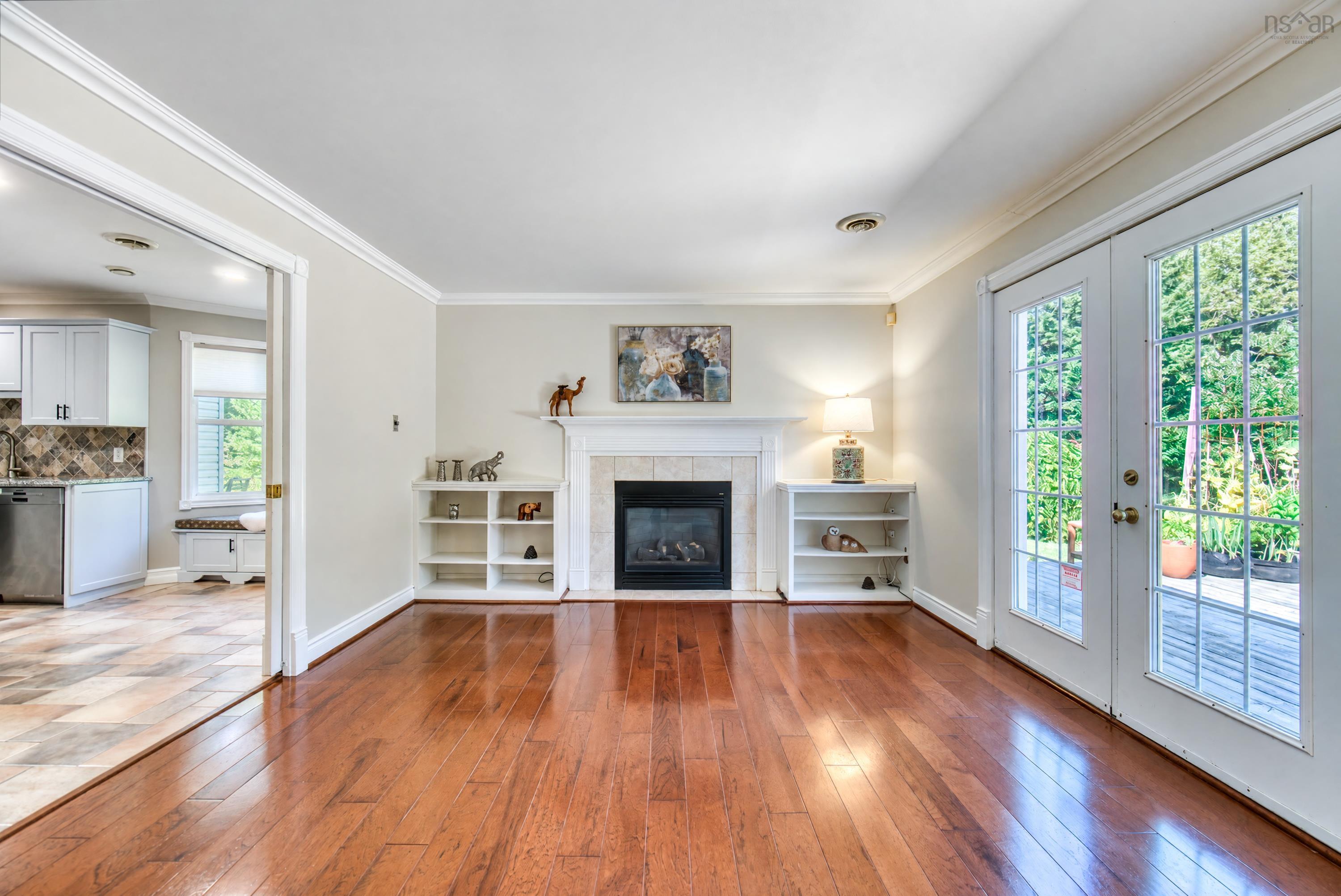 View image 18
