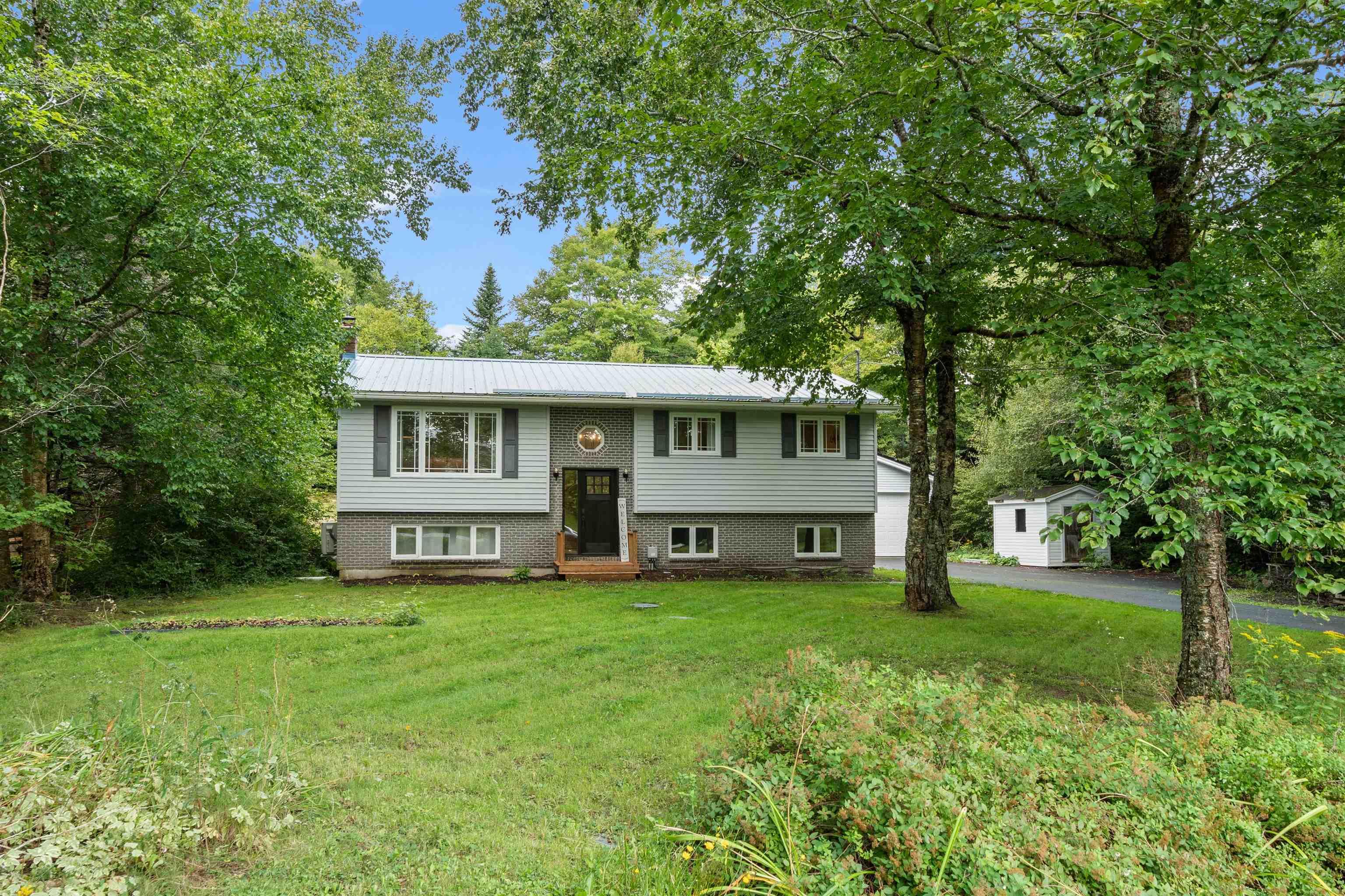Thumbnail image for 7 Brian Andrew Street MLS<sup>®</sup> 202623552