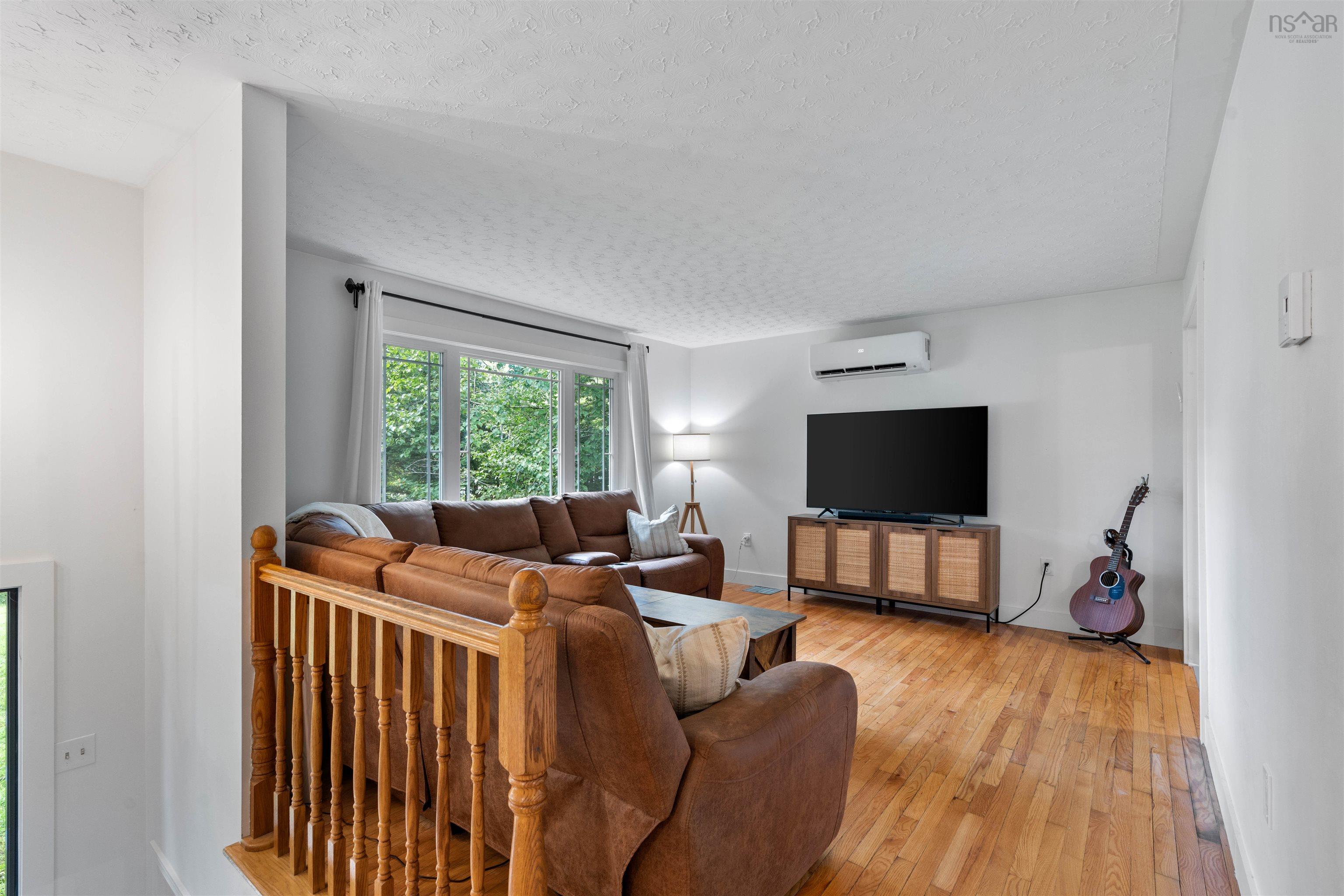 View image 12