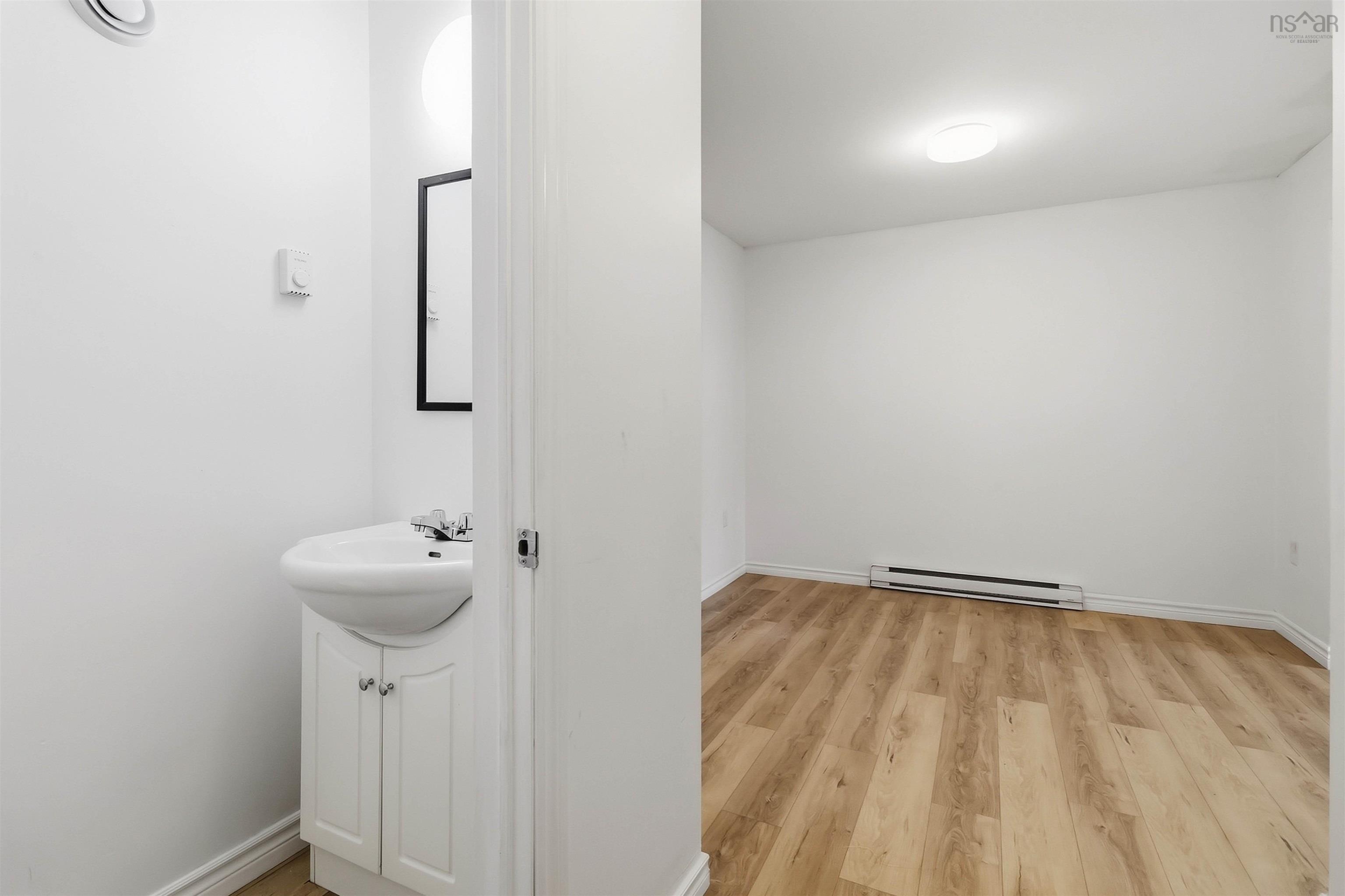 View image 10