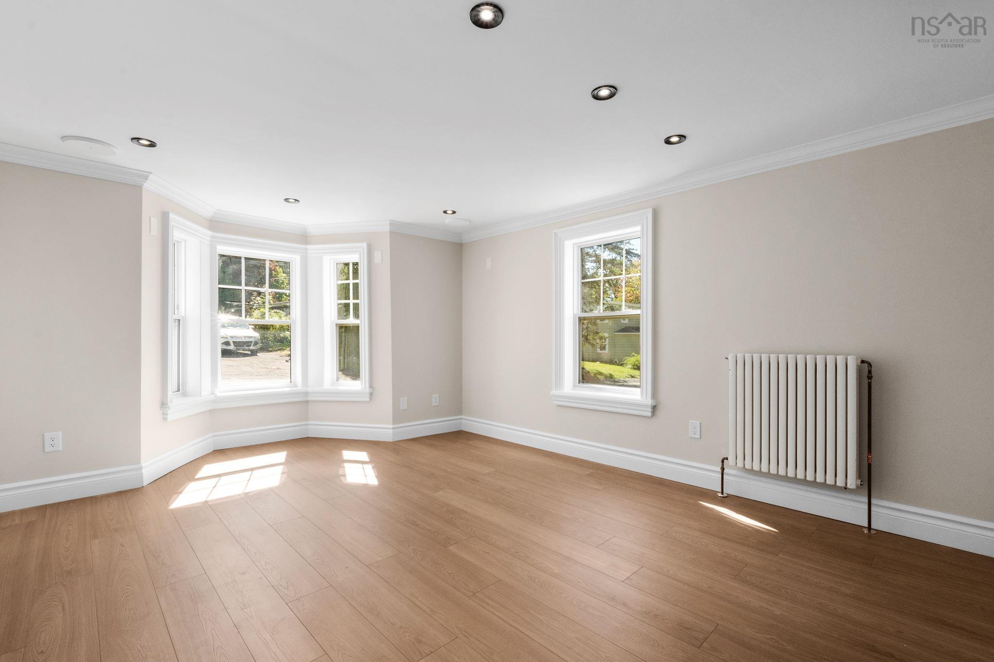 View image 12