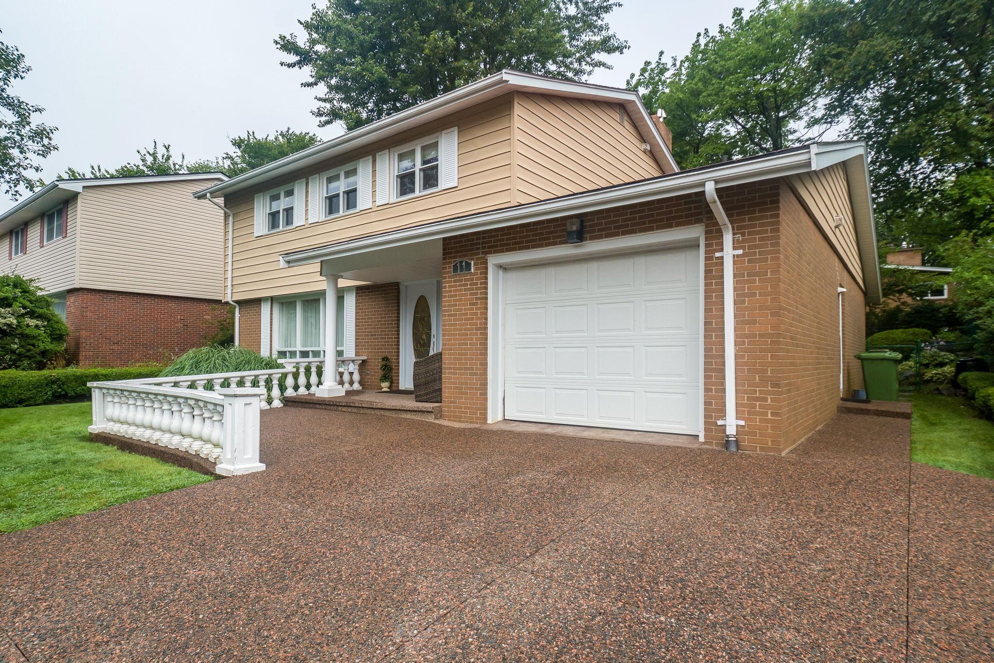 Thumbnail image for 11 Birkdale Crescent MLS<sup>®</sup> 202623578