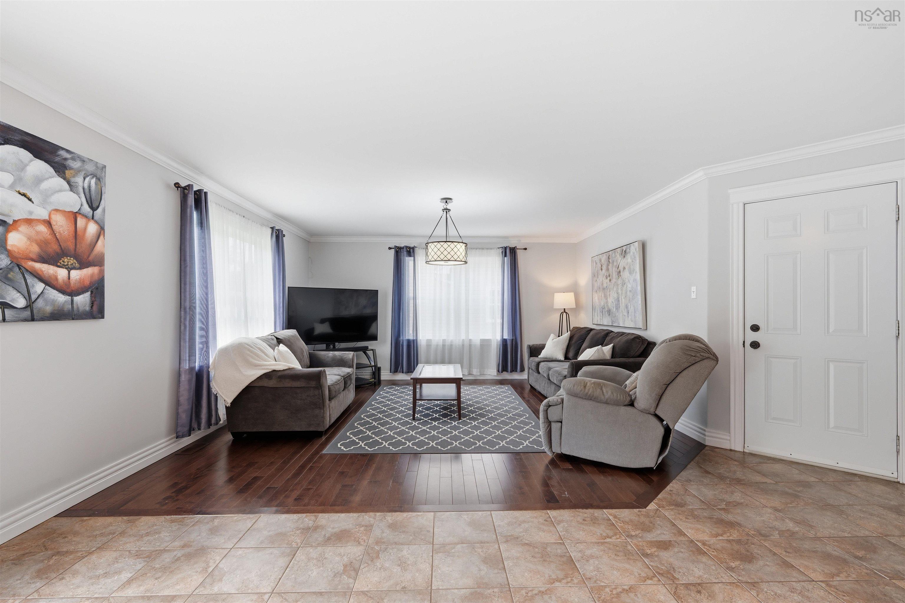 View image 9