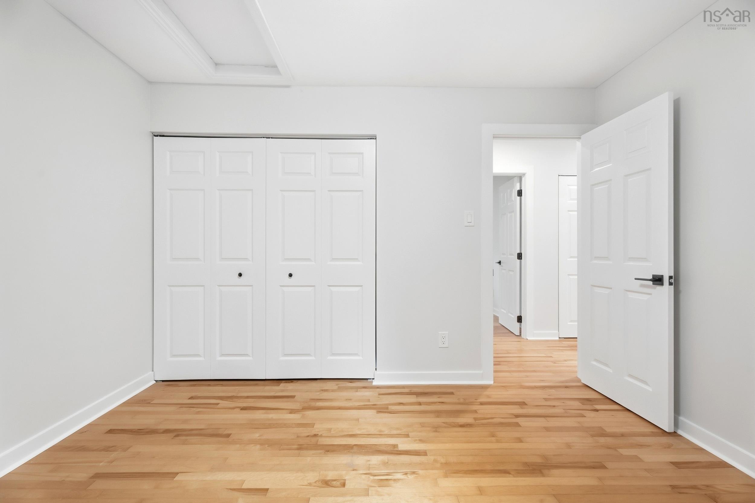 View image 16