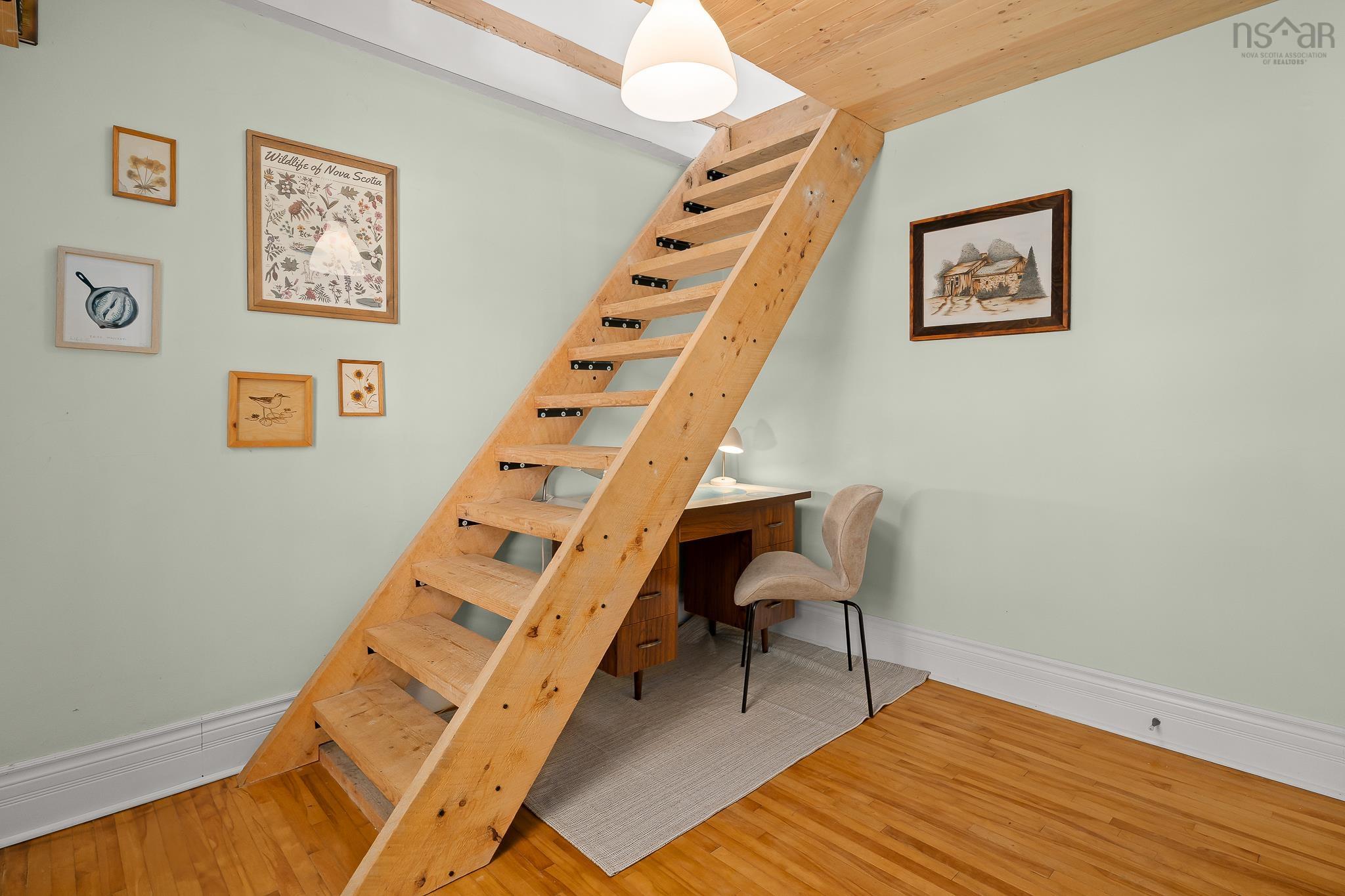 View image 17
