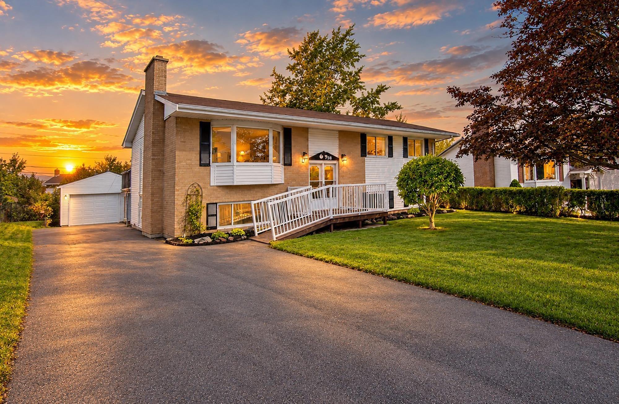 Thumbnail image for 138 Hannebury Drive MLS<sup>®</sup> 202623648