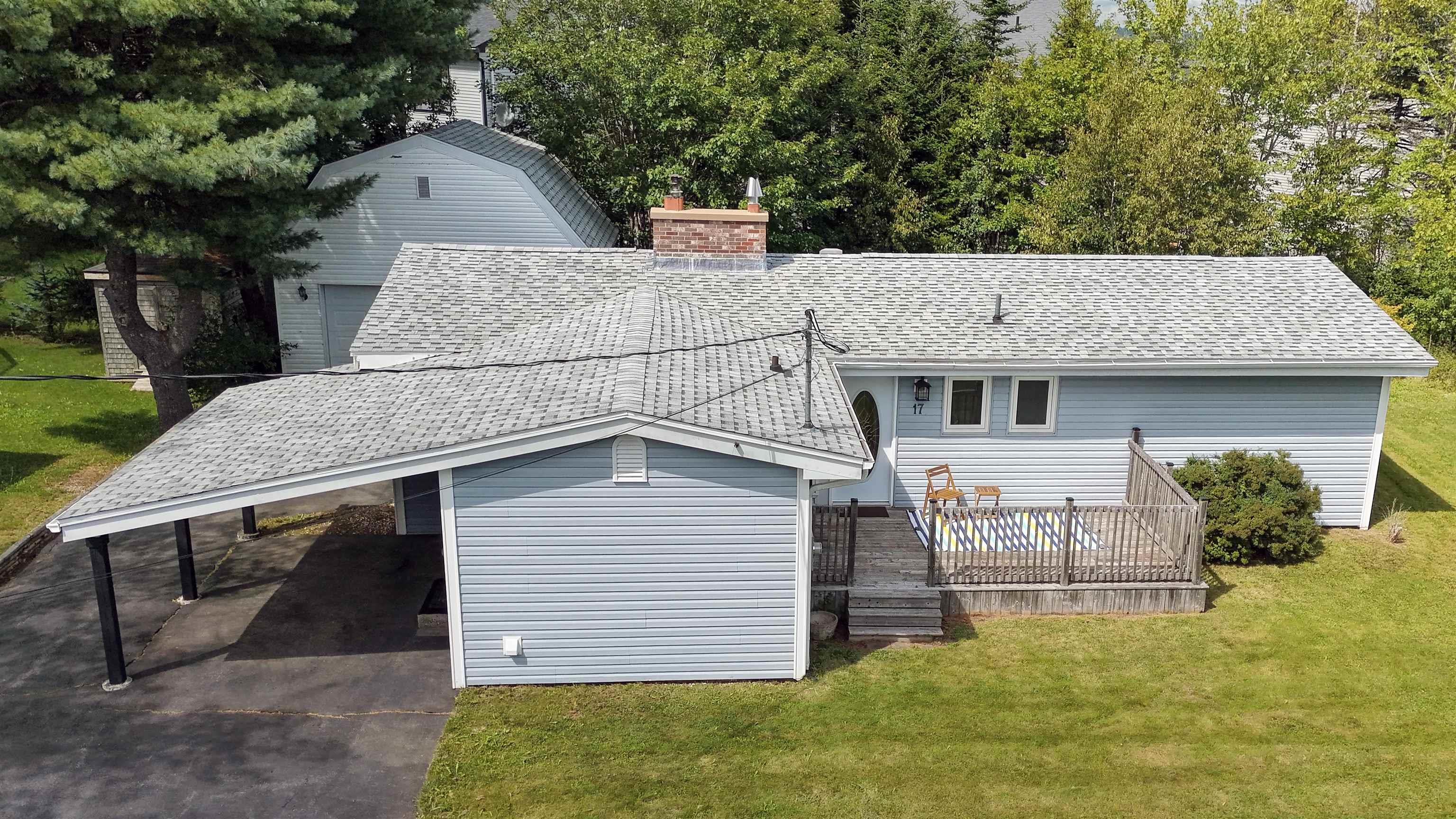 Thumbnail image for 17 Maple Drive MLS<sup>®</sup> 202623649