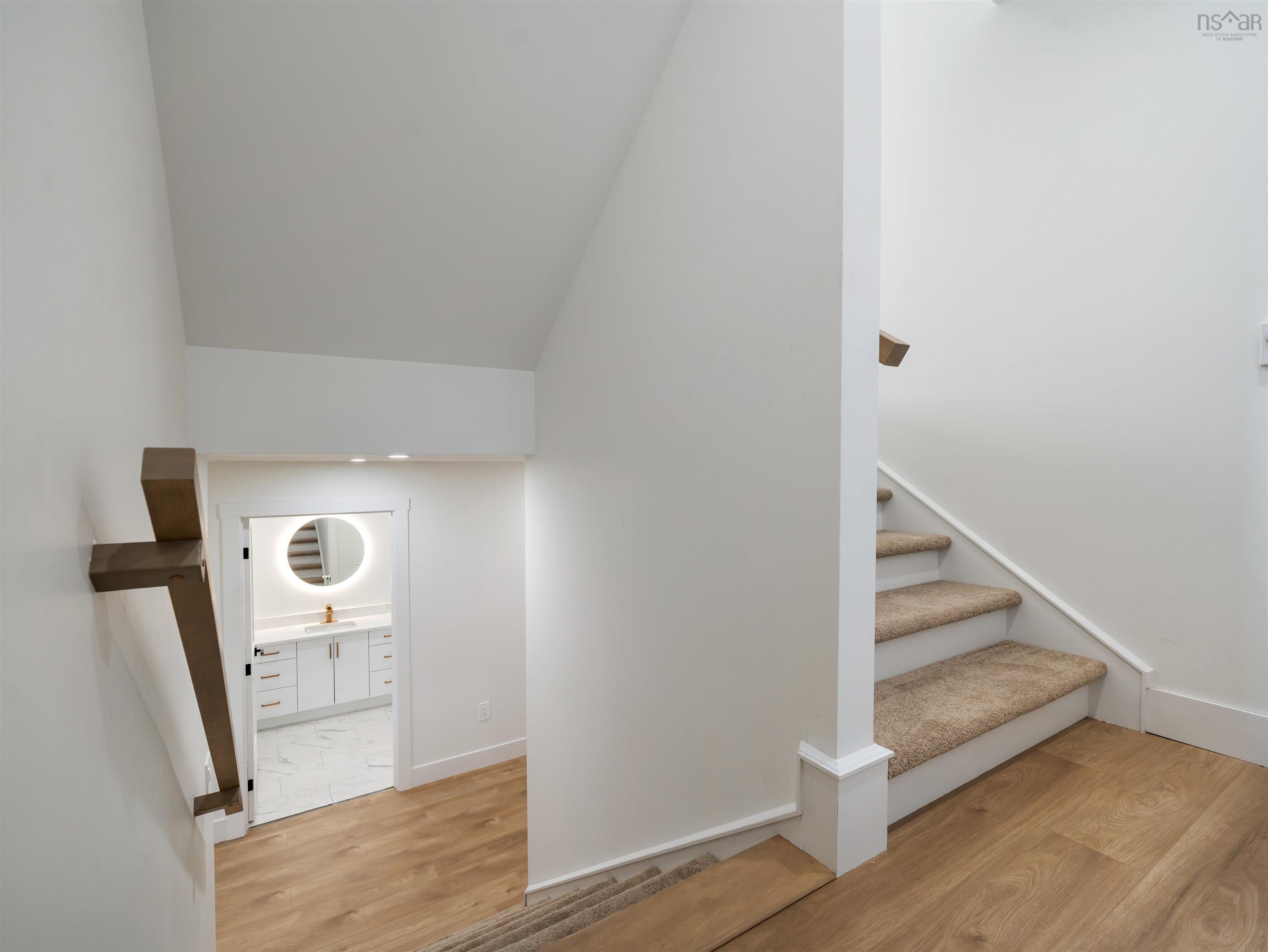 View image 18