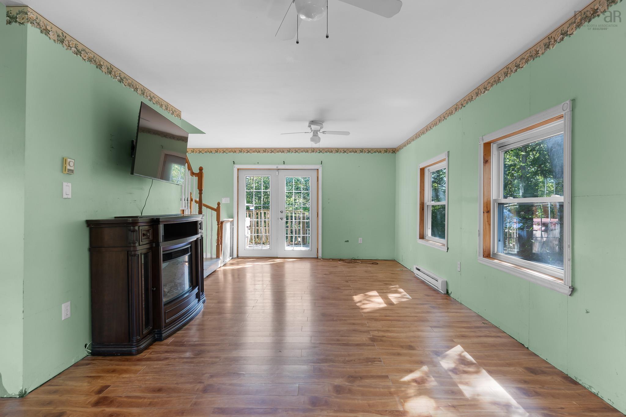 View image 12