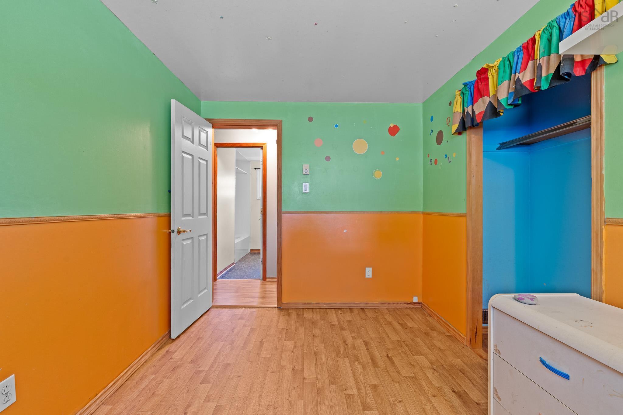 View image 18