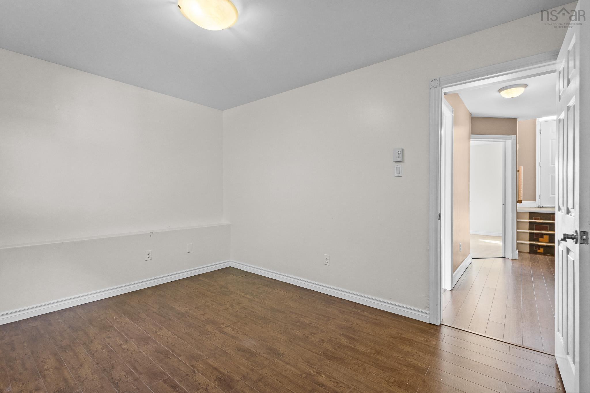 View image 18