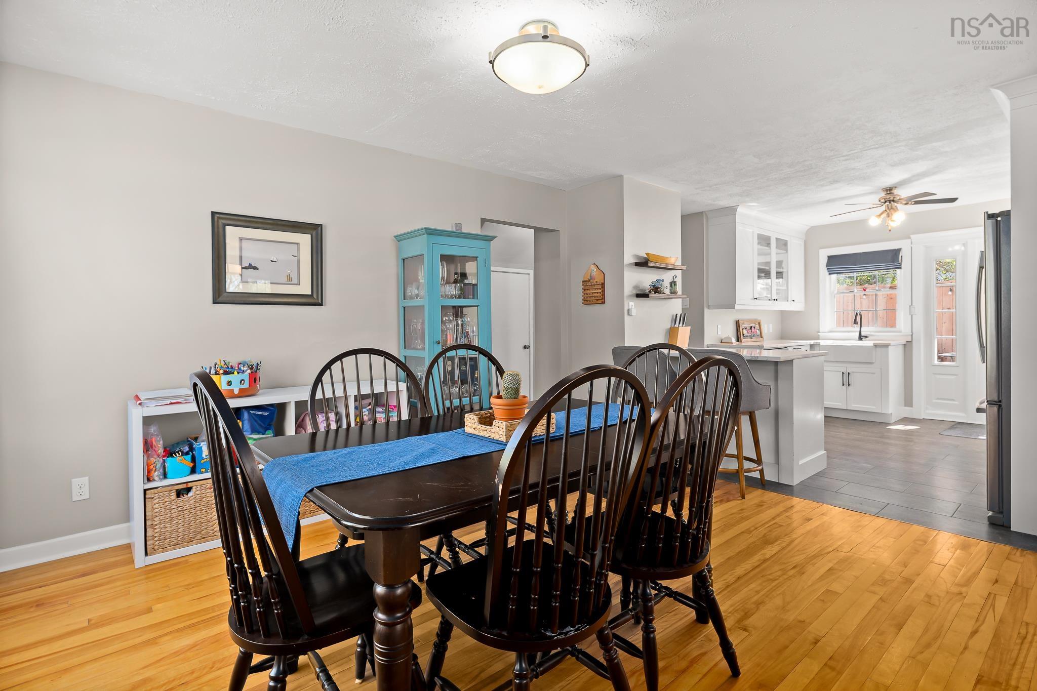 View image 12