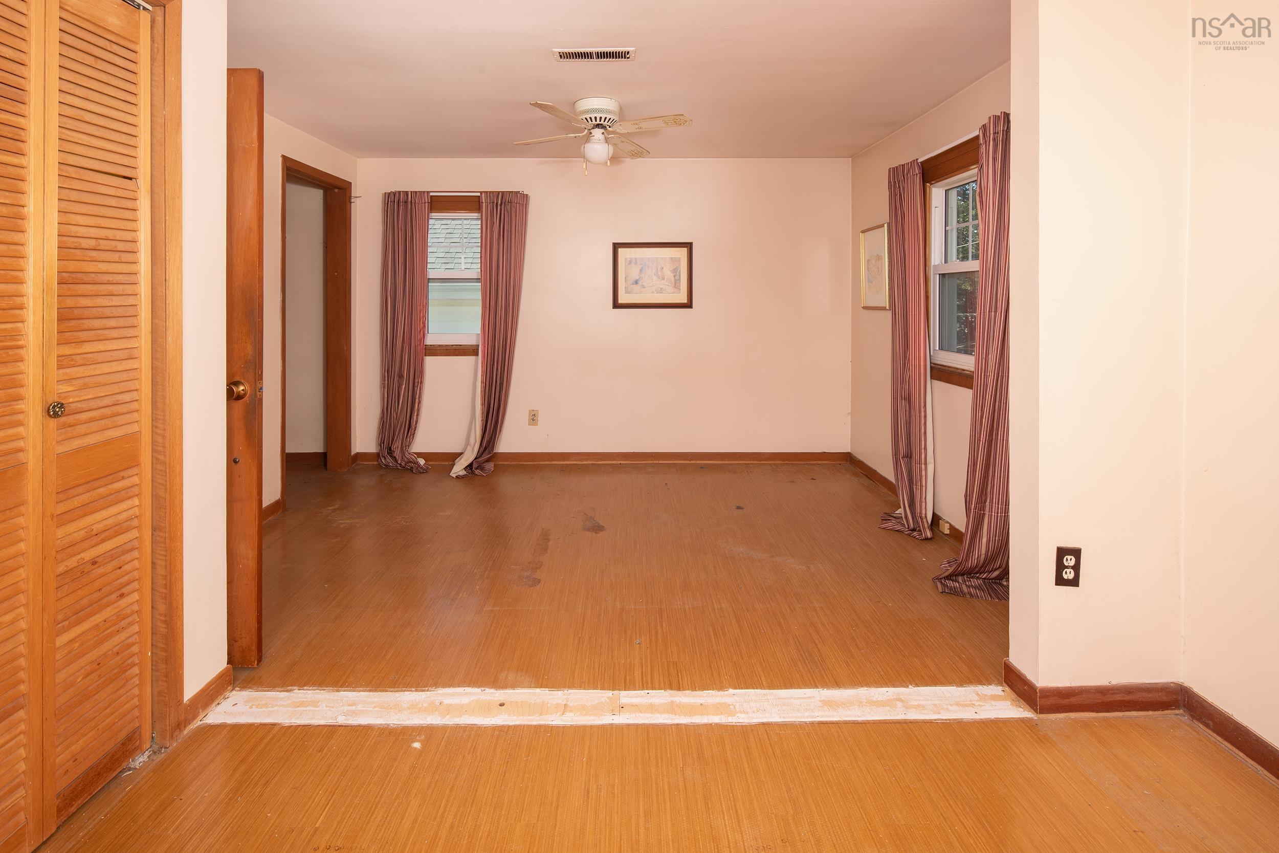 View image 31