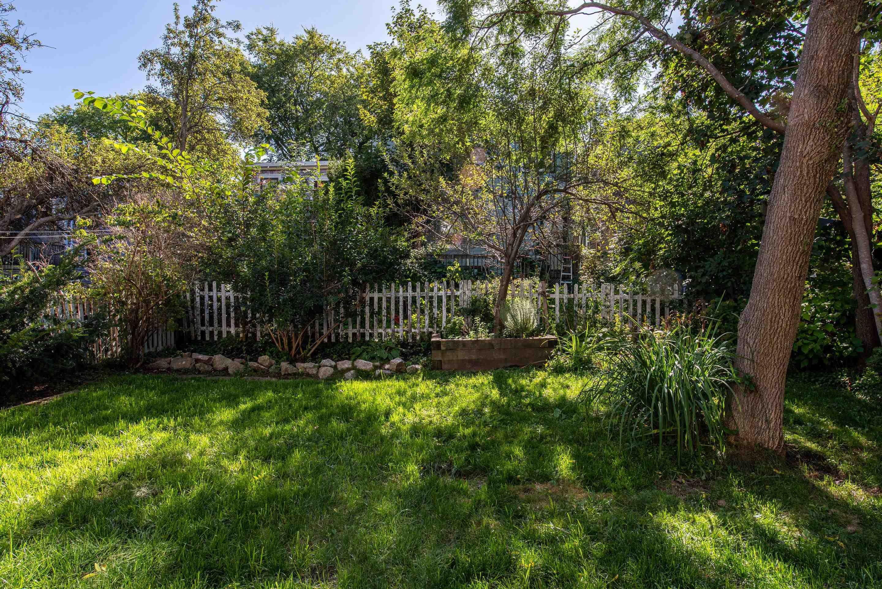 View image 35