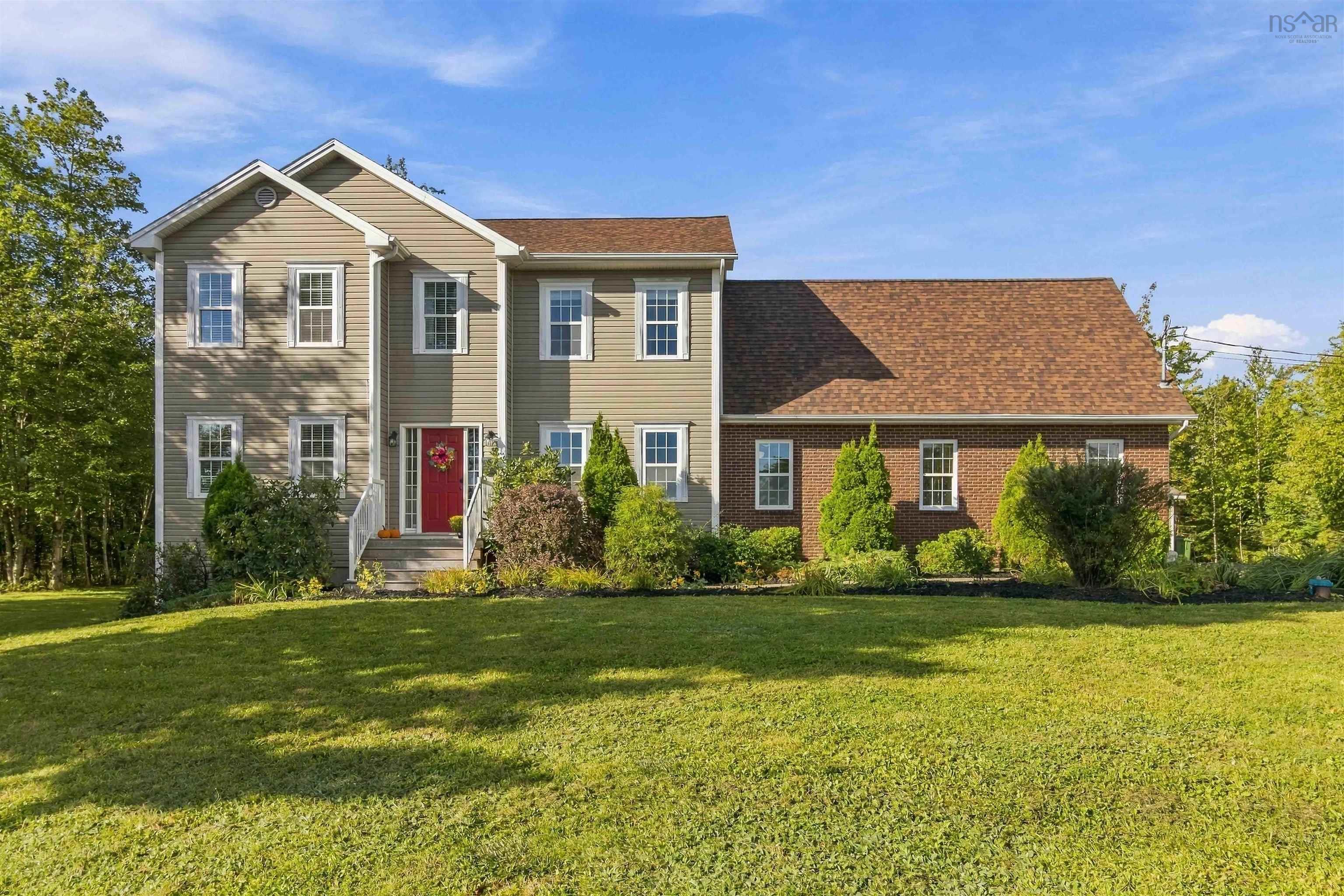 Thumbnail image for 28 Carmel Crescent MLS<sup>®</sup> 202623720
