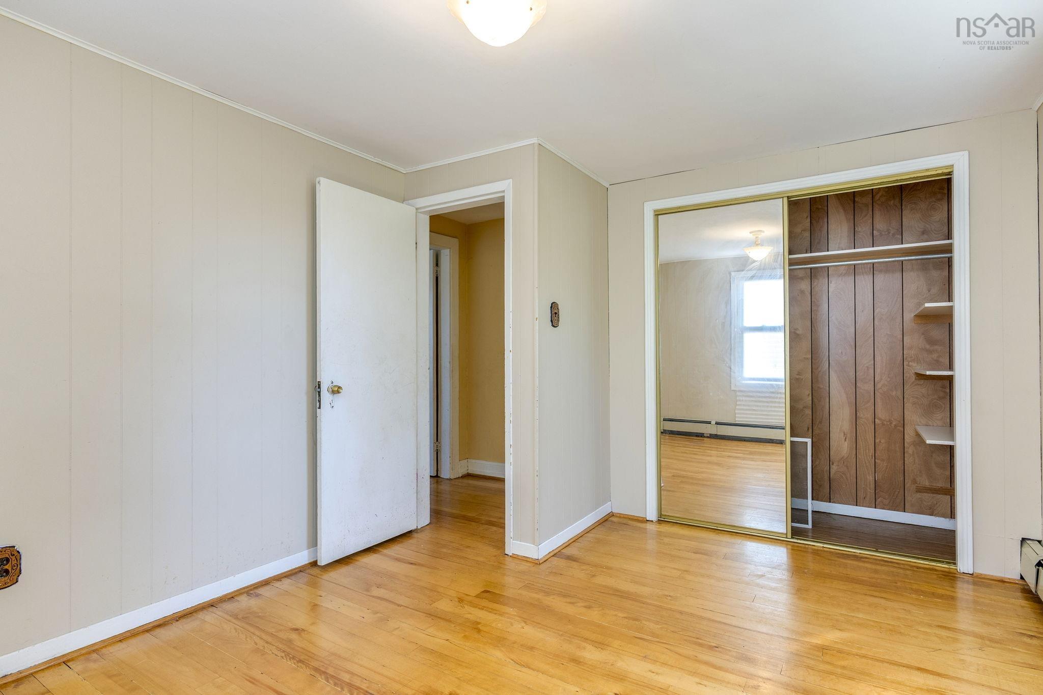 View image 16