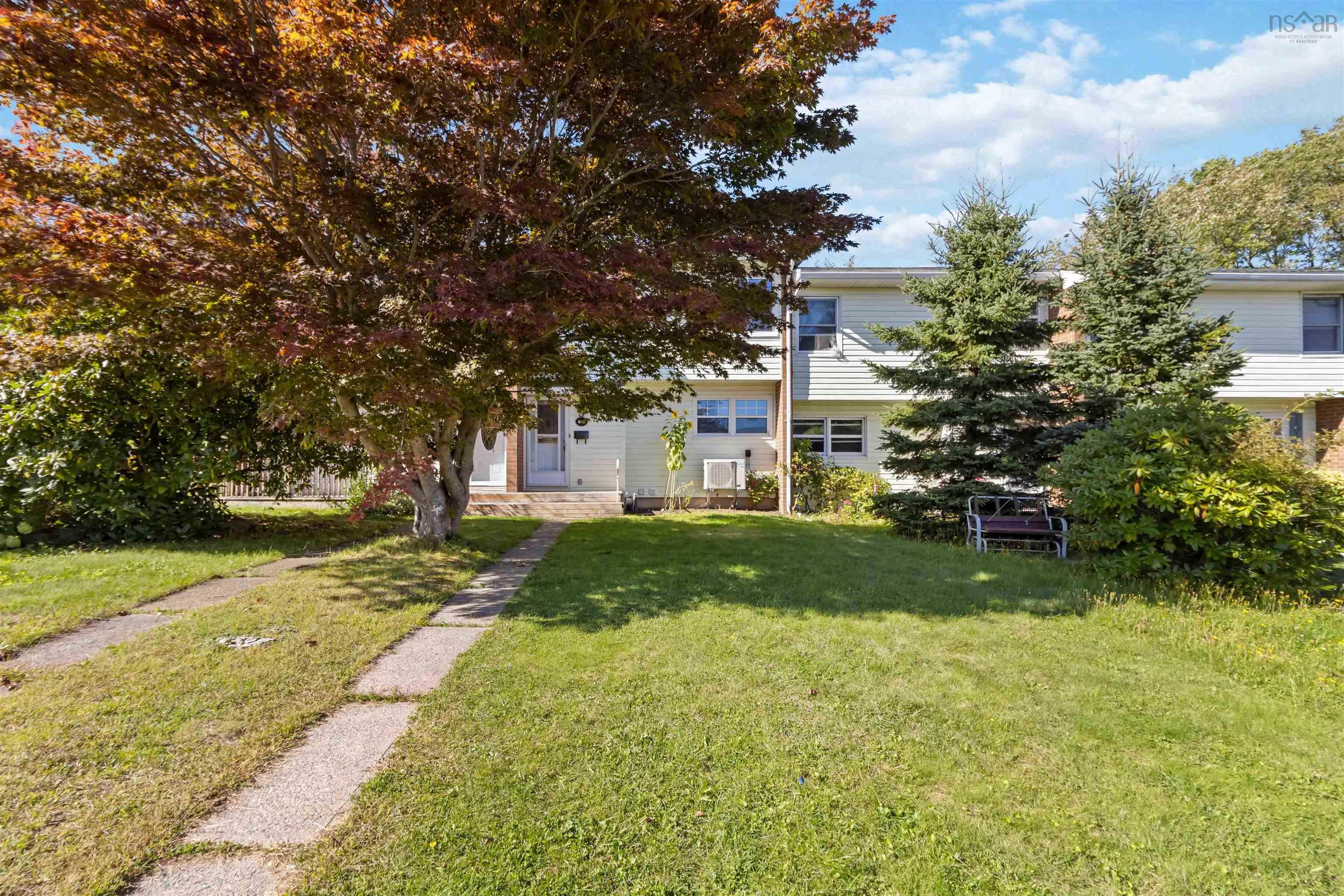 Thumbnail image for 19 Aberdeen Court MLS<sup>®</sup> 202623738
