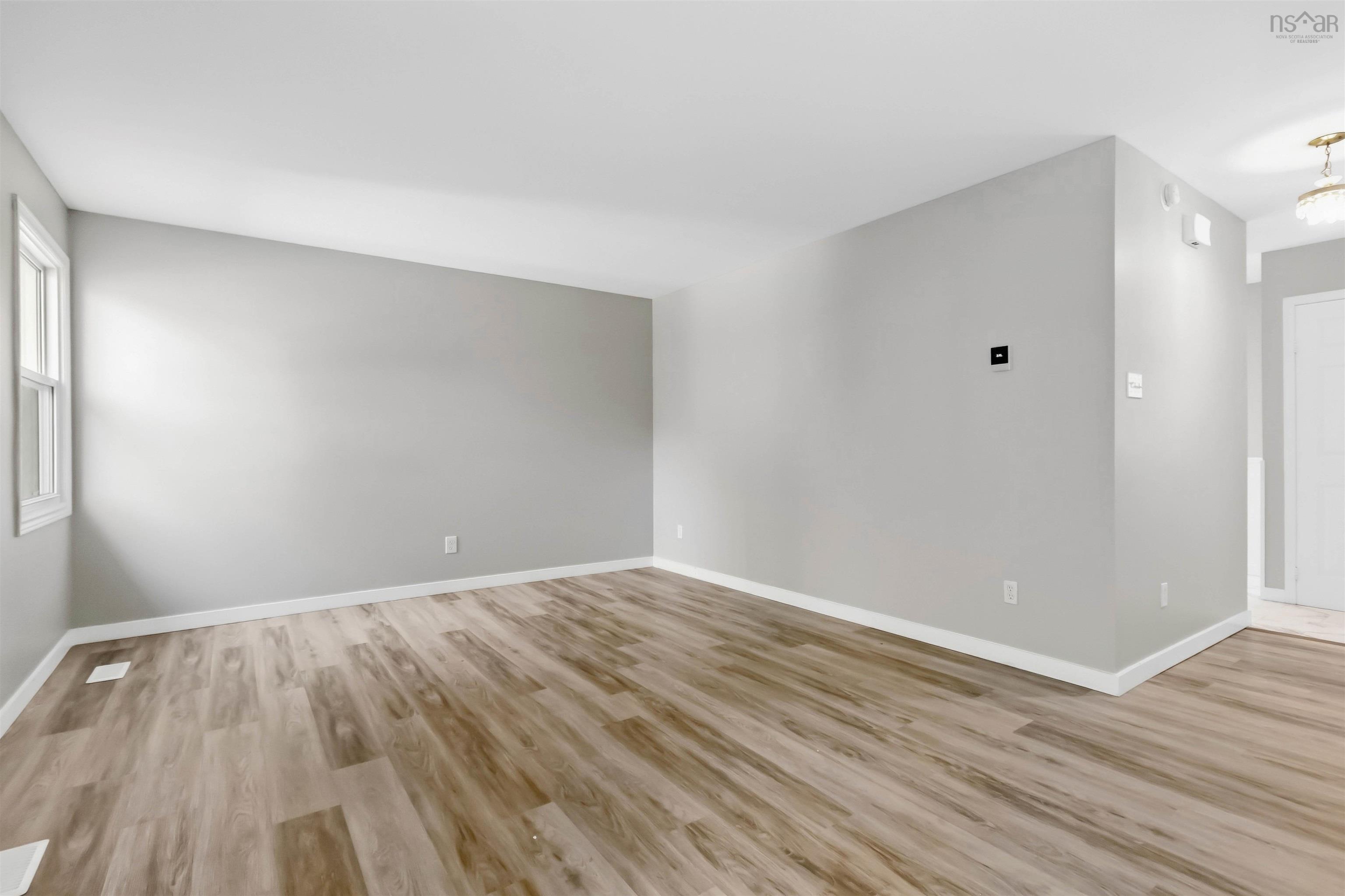 View image 11
