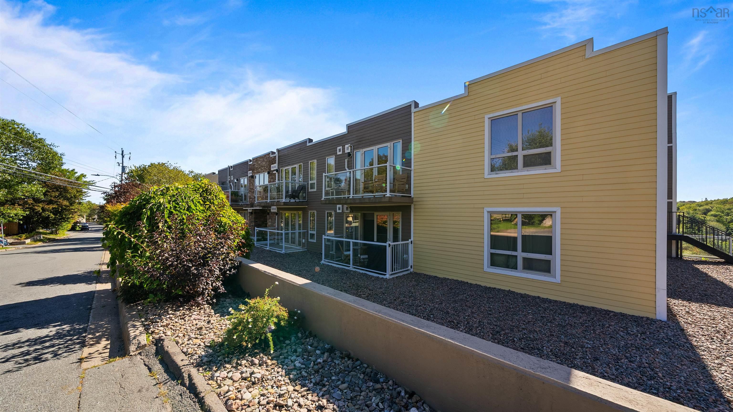 Thumbnail image for 607 200 Crown Drive MLS<sup>®</sup> 202623742