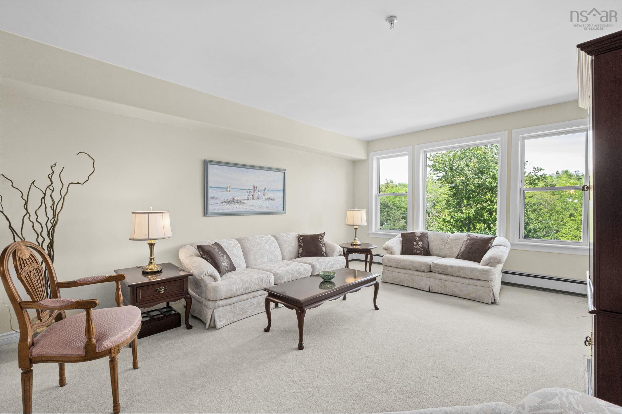 View image 12