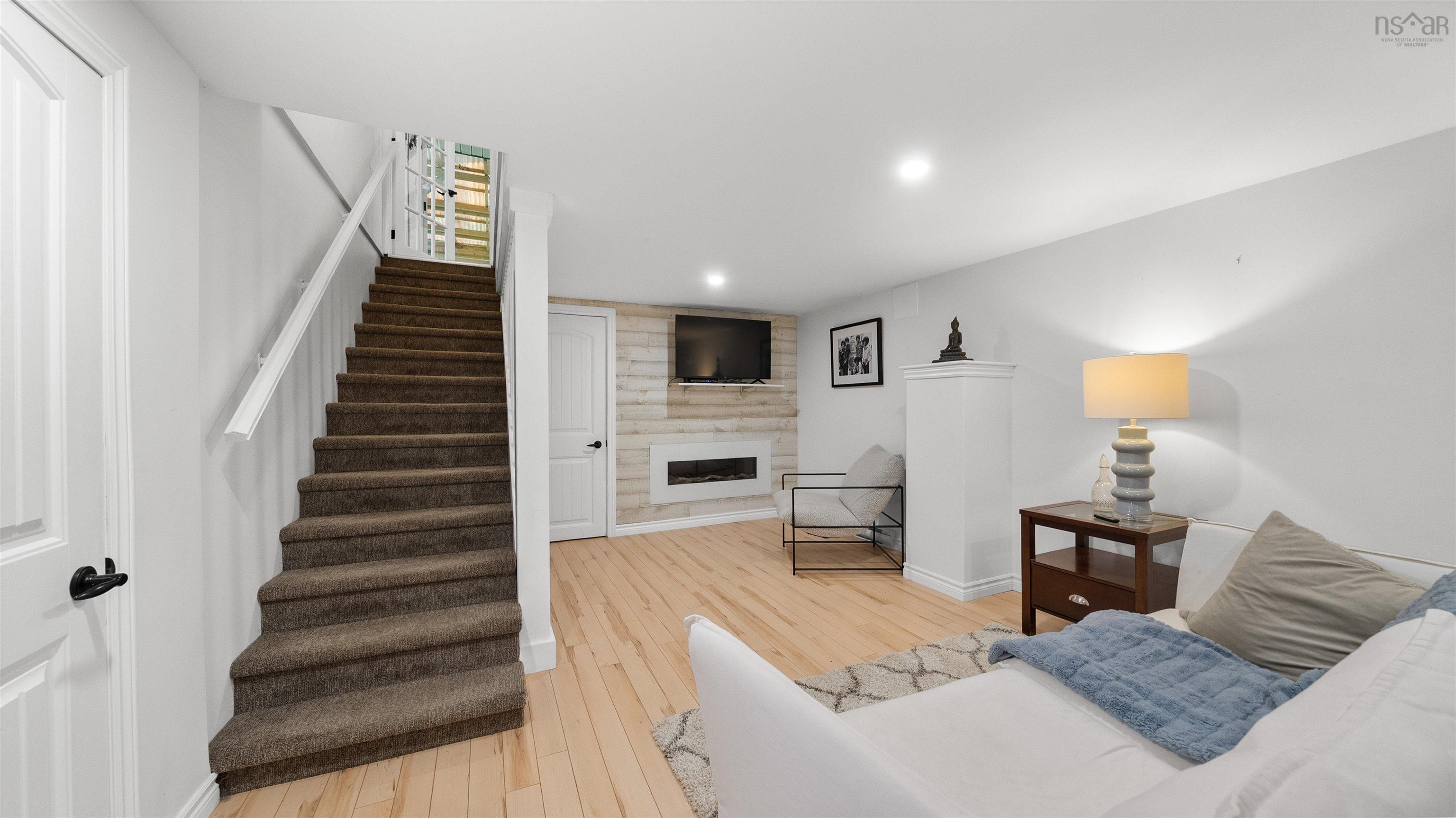 View image 11