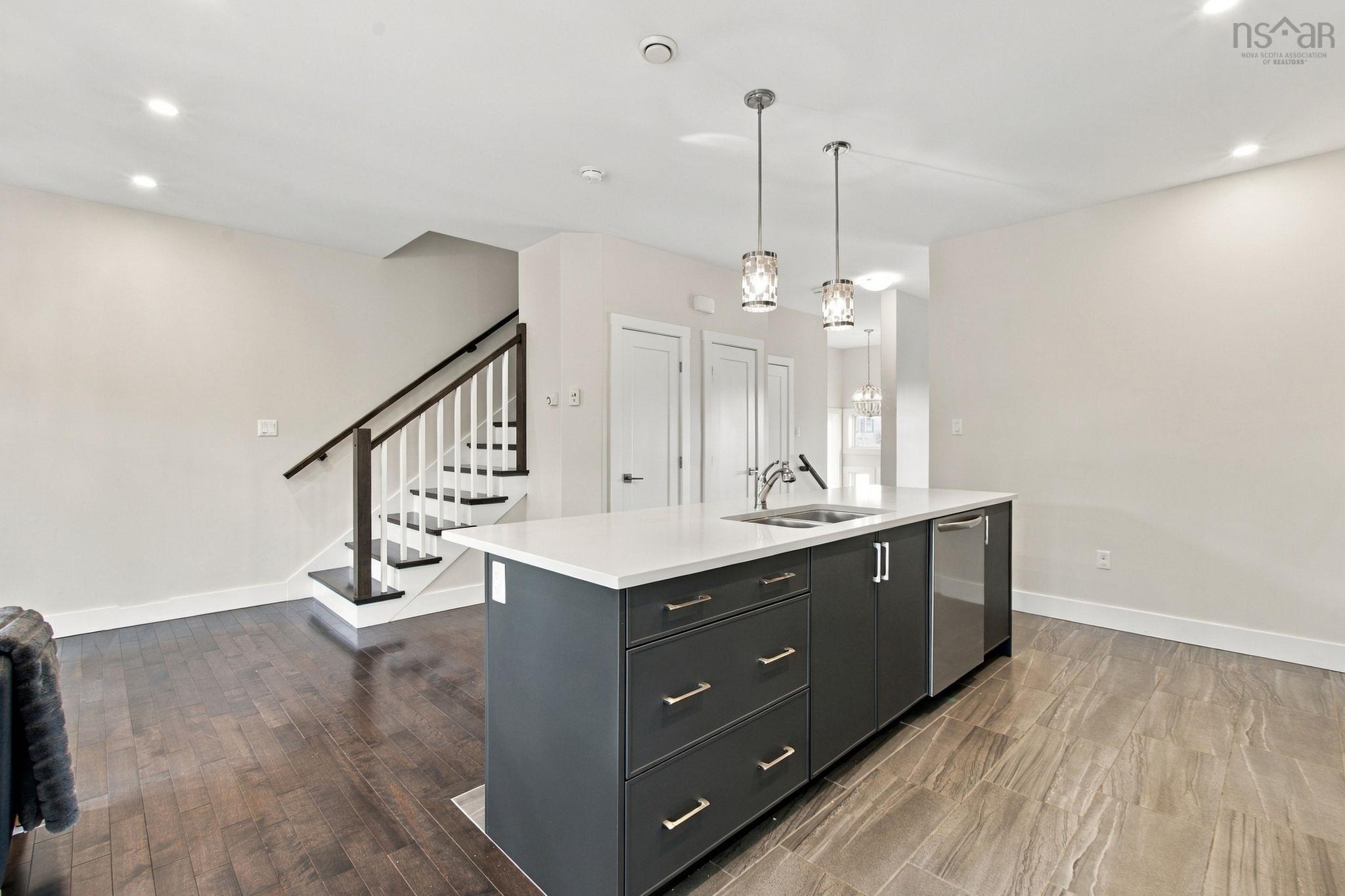 View image 11