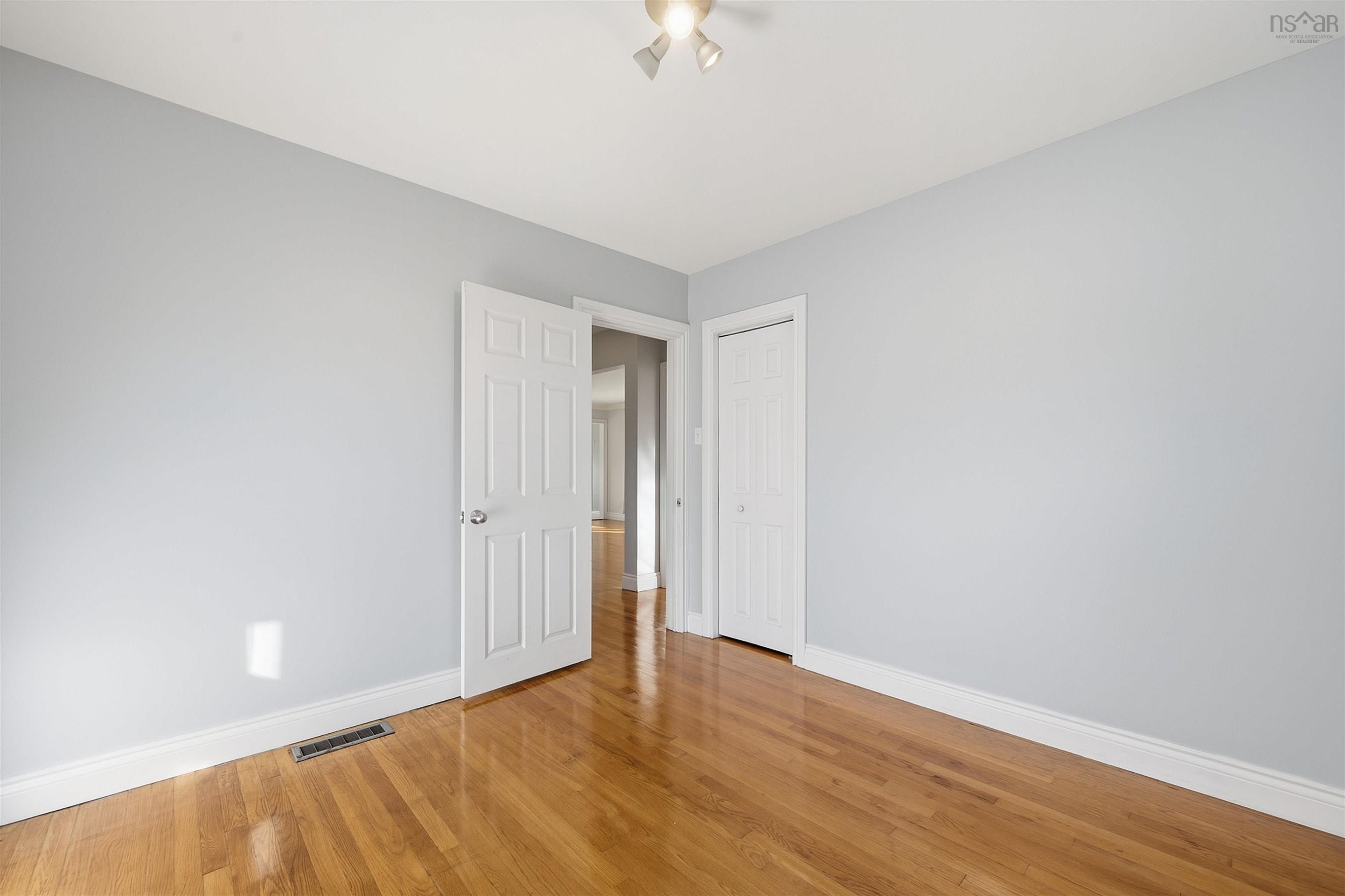 View image 21