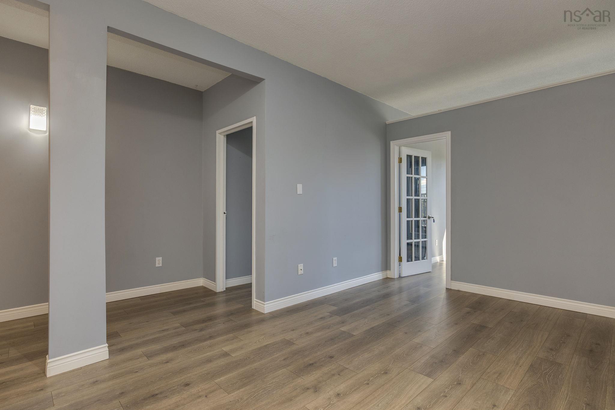 View image 11
