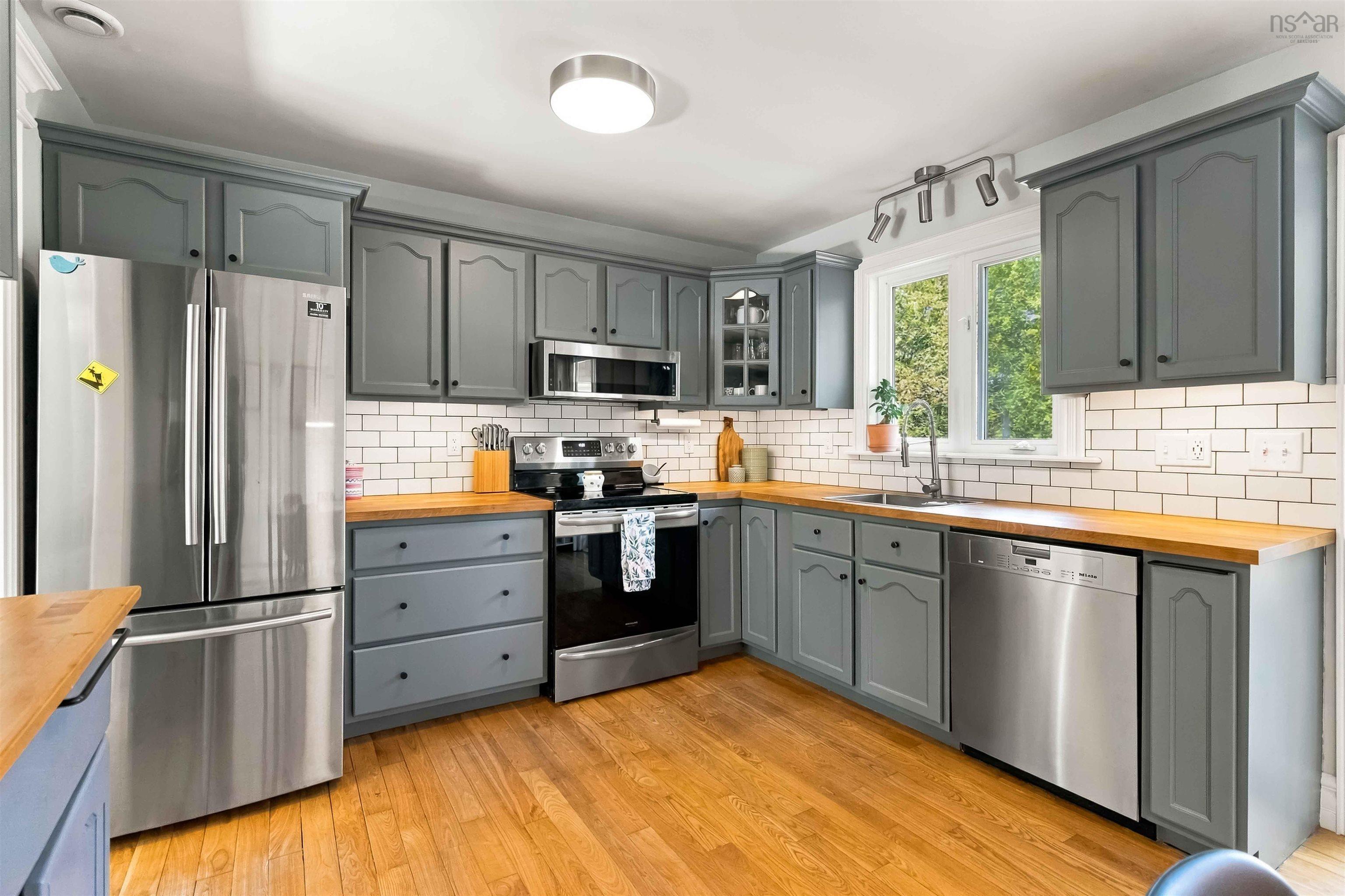 View image 10