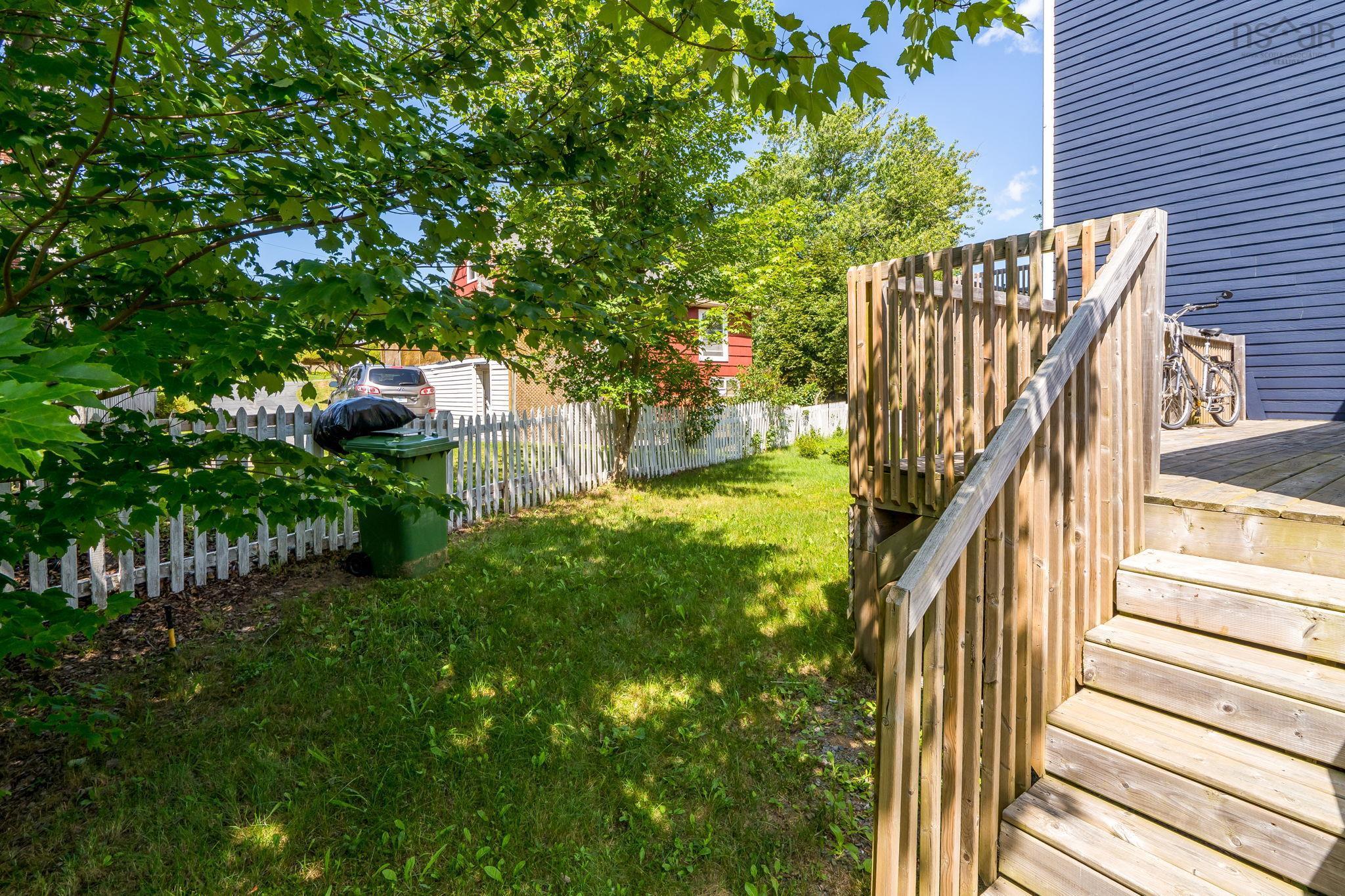 View image 18