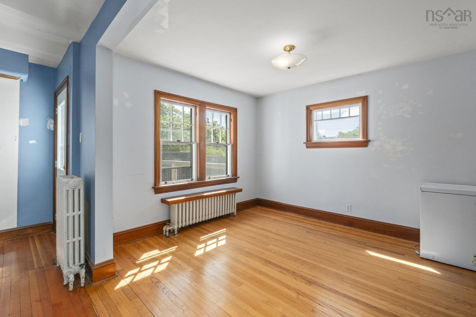 View image 16