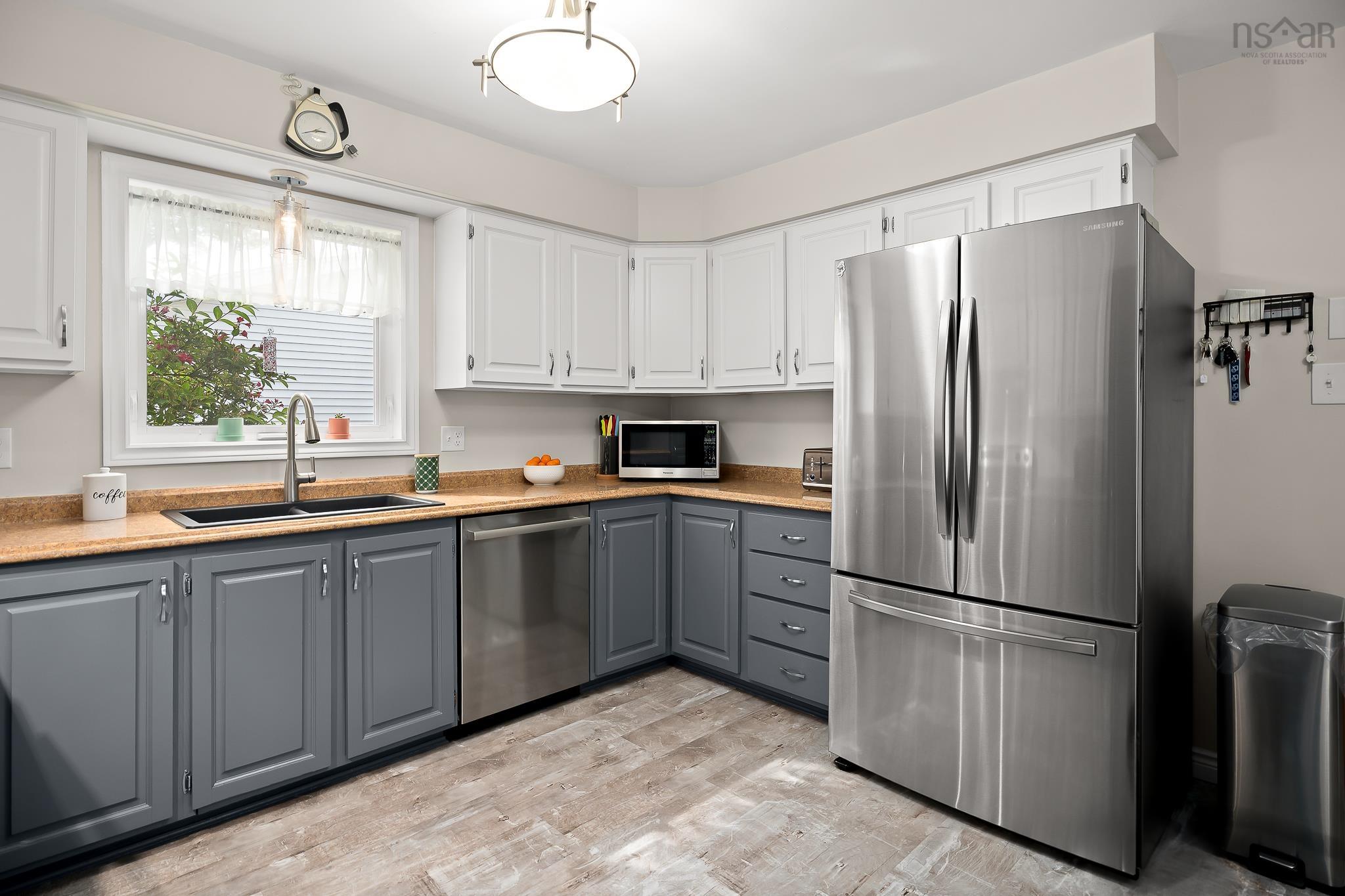 View image 12