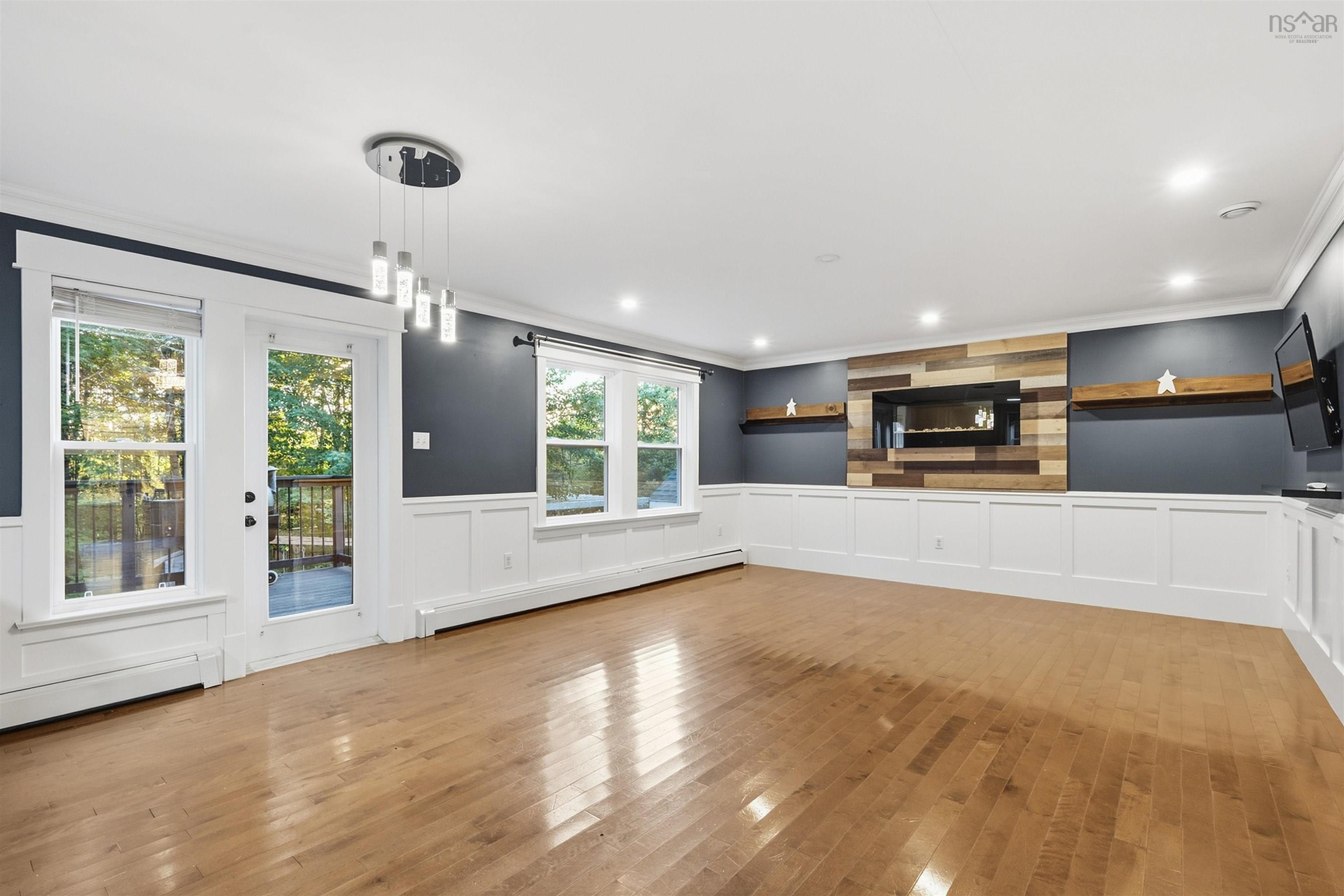 View image 10