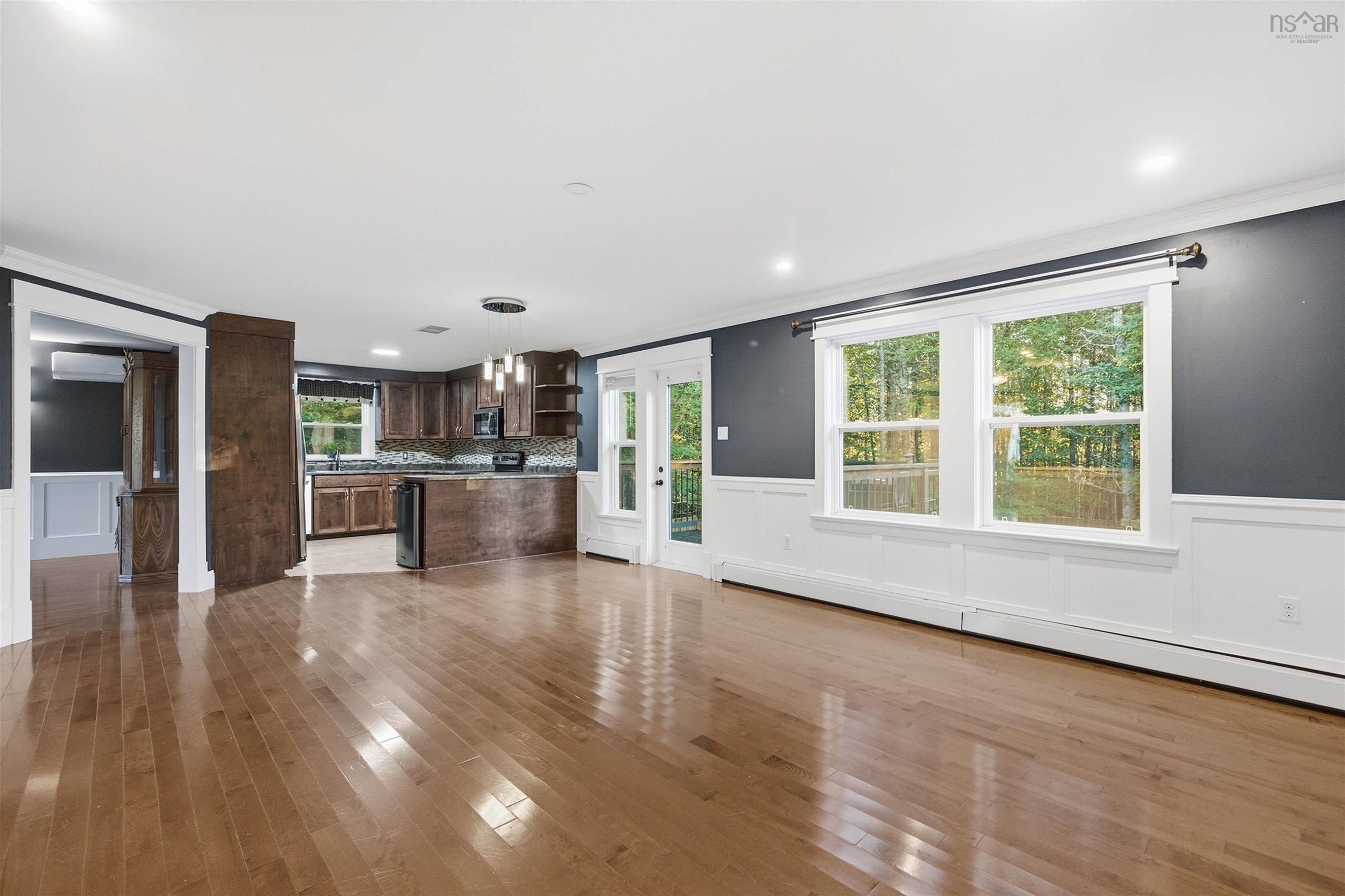 View image 12