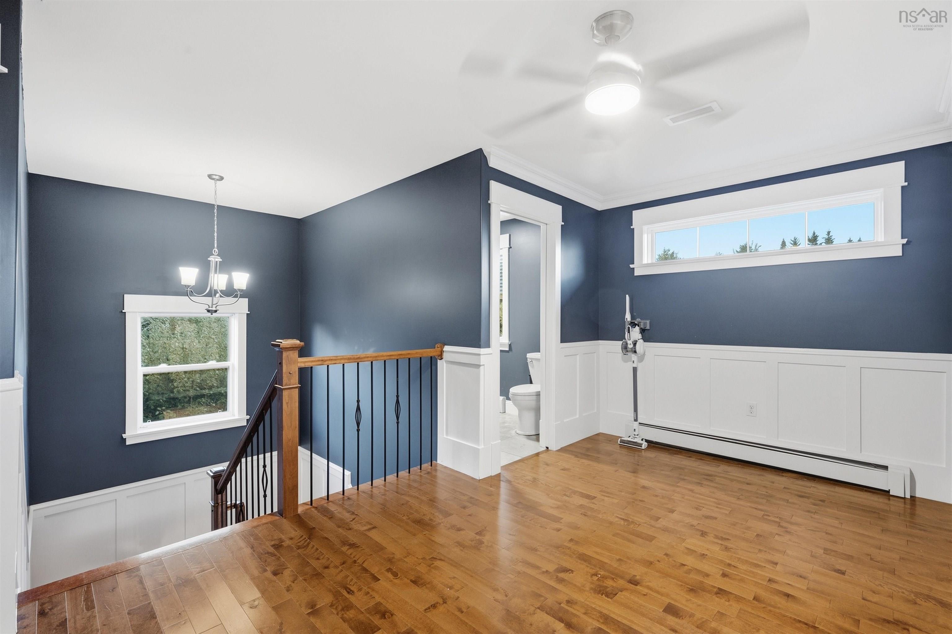 View image 18