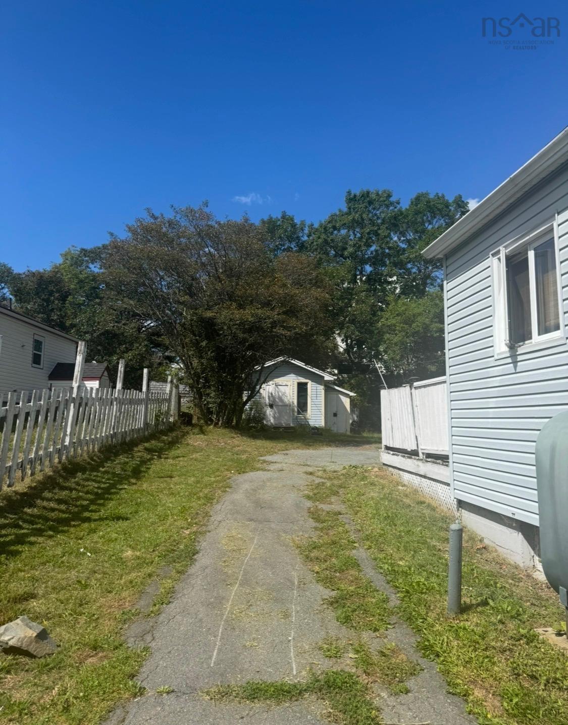 View image 11