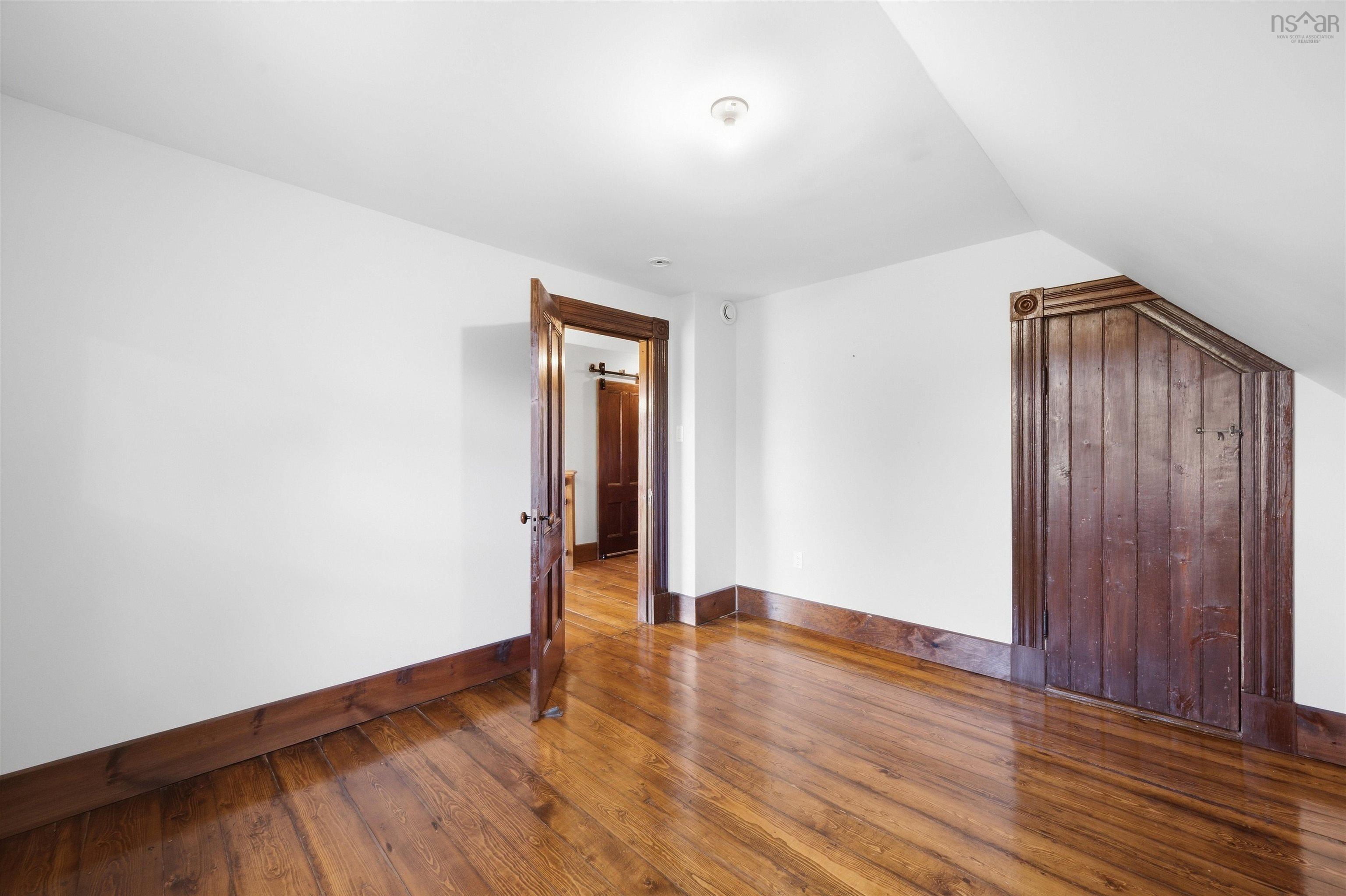 View image 22