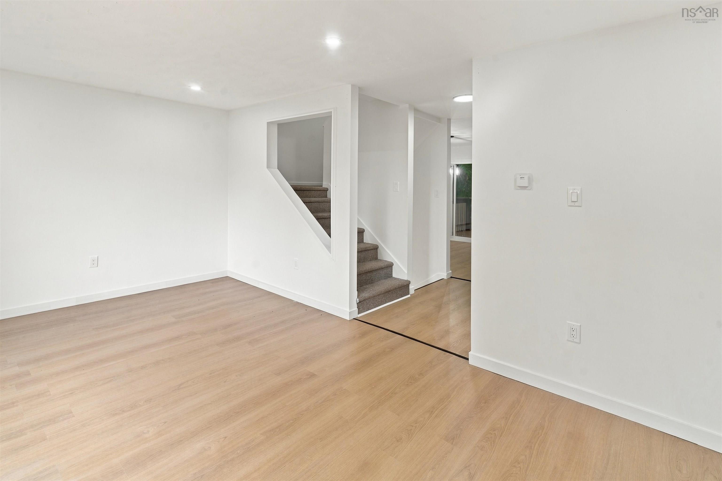 View image 8